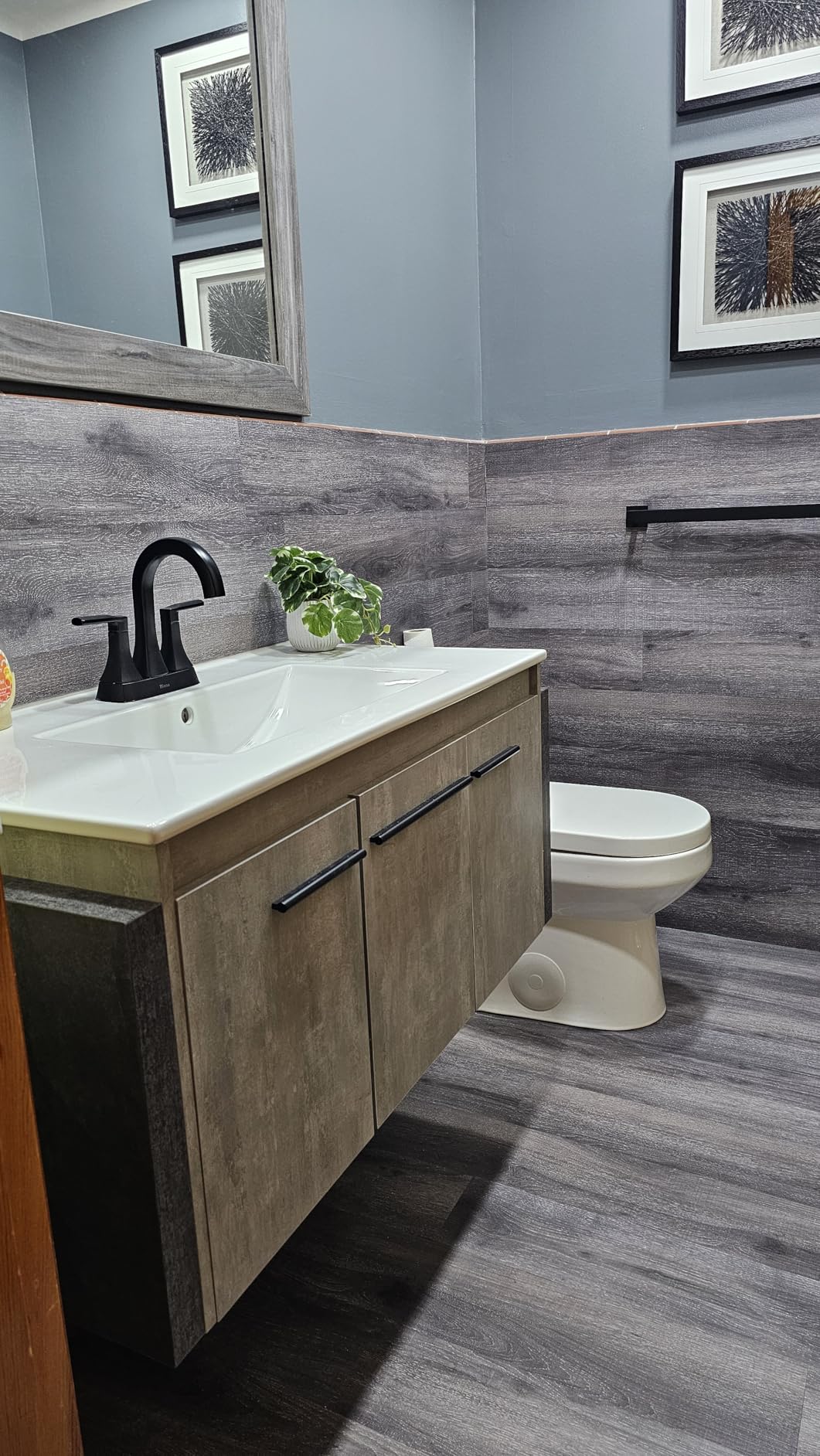 YITAHOME 24 Inch Floating Bathroom Vanity with Sink customer photo 1