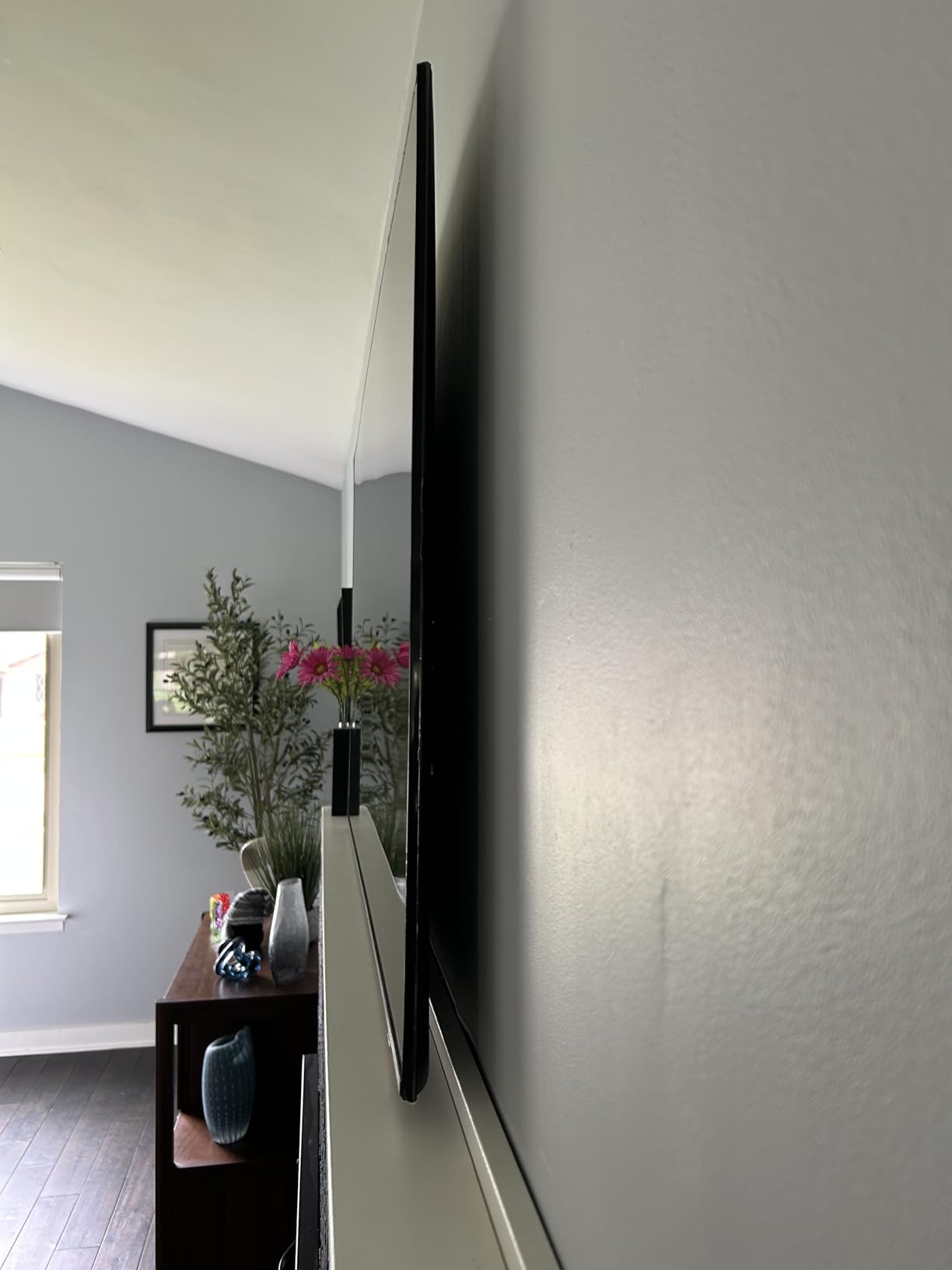 Samsung 65-Inch Class QN70H Series, Neo QLED Mini LED, 4K, Smart TV, 2026 customer photo 2
