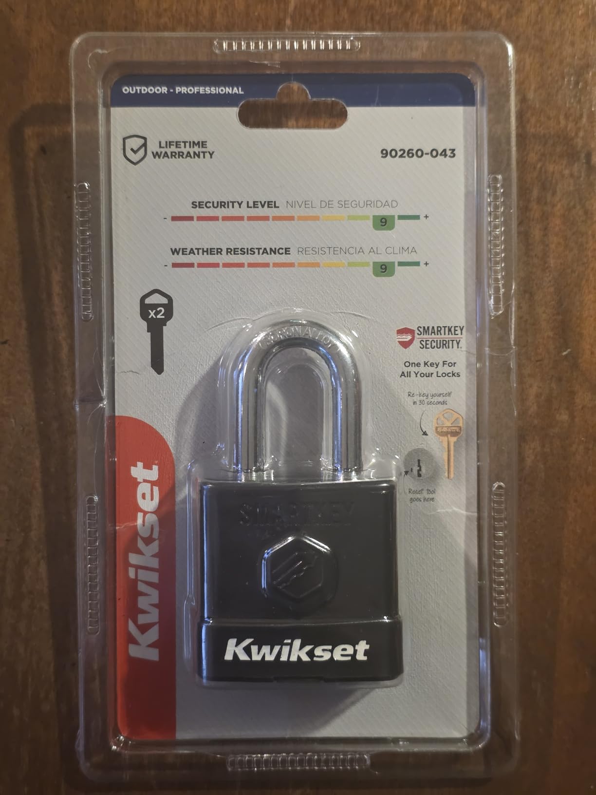 Kwikset SmartKey Re-Keyable Laminated Steel Padlock with Weather Cover | Weather Cover Keeps Rain and Grit Out of the Keyway; 2 in Body and 1-1/2 in Shackle customer photo 2