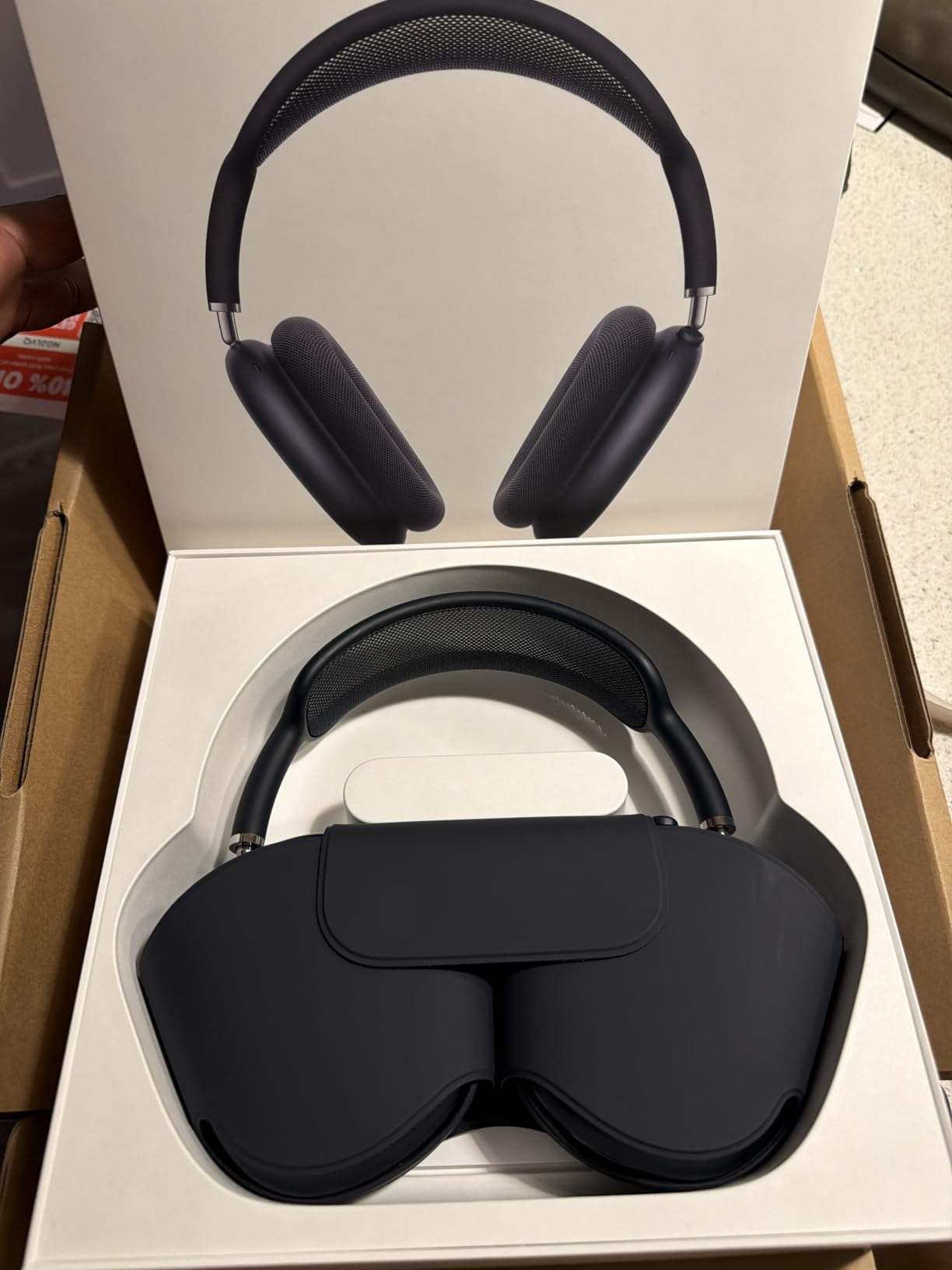 Apple AirPods Max 2 Wireless Over-Ear Headphones – Midnight customer photo 1