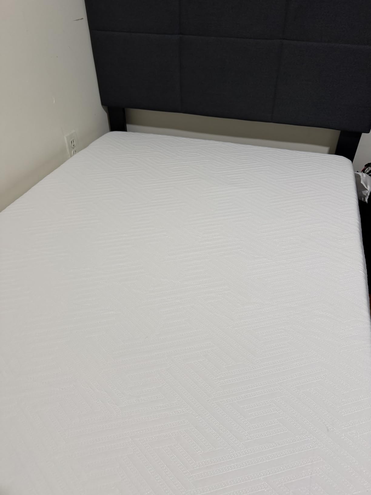 Novilla Bliss Green Tea King Size Mattress, 14 Inch Gel Memory Foam | Mattress King in a Box for Cooling Comfort with Nylon Cover, Pressure Relief & Spine Alignment with CertiPUR-US Certified customer photo 2