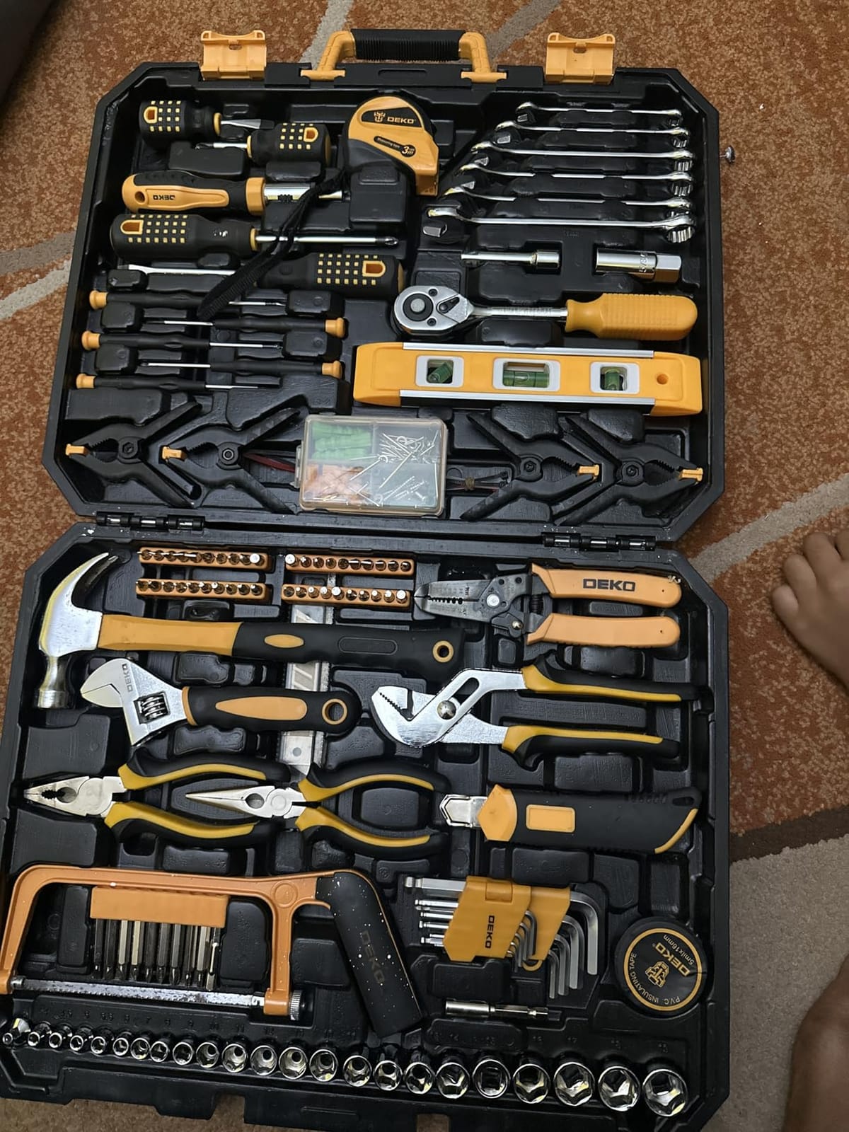 DEKOPRO Tool Set: 228 Piece Home Tool Kit, Household Basic Repair Tool Set Comes with Storage ToolBox, Socket Wrench Set for Car, Hand Tool Box Set for Home - Blue customer photo 1