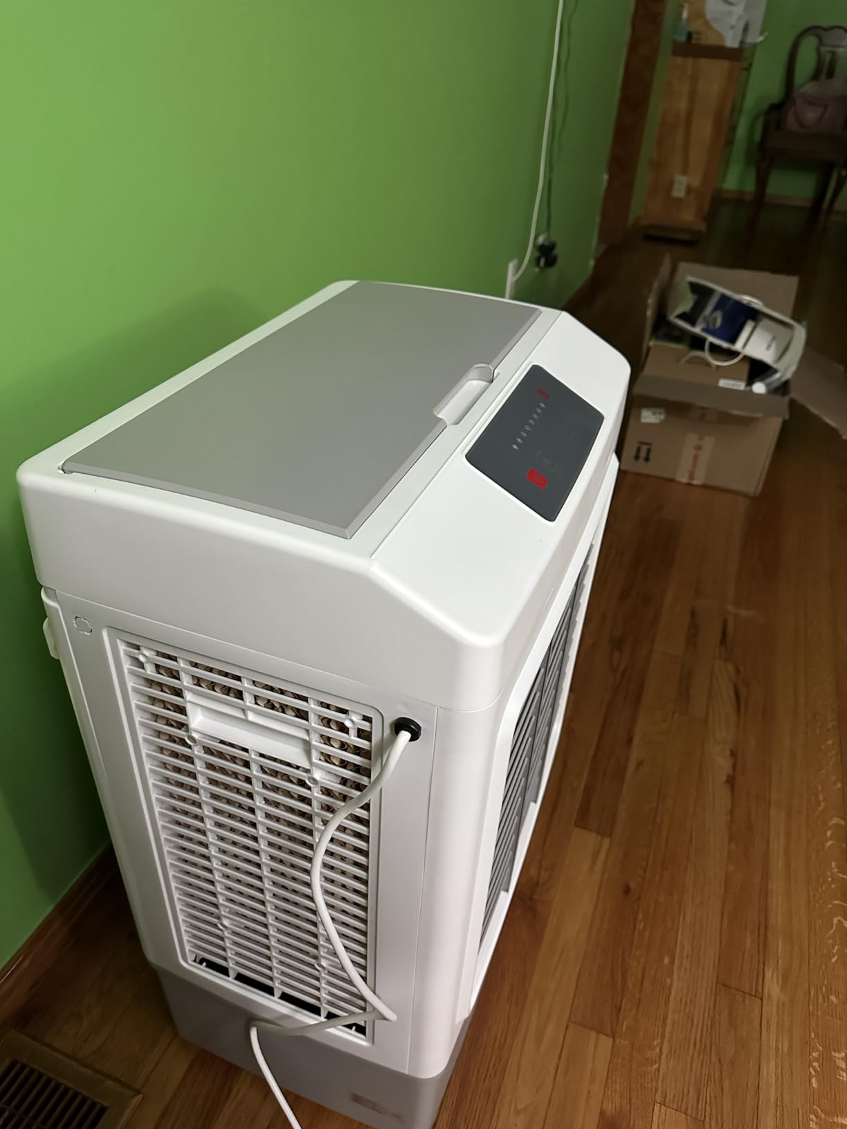 Evaporative Air Cooler, 2100 CFM Windowless Air Conditioner Portable for Room, 3 Speed Swamp Cooler, 4 Ice Packs, 8 Gallon Cooling Fan & 4Scroll Casters, Evaporative Cooler for Garage Outdoor customer photo 2