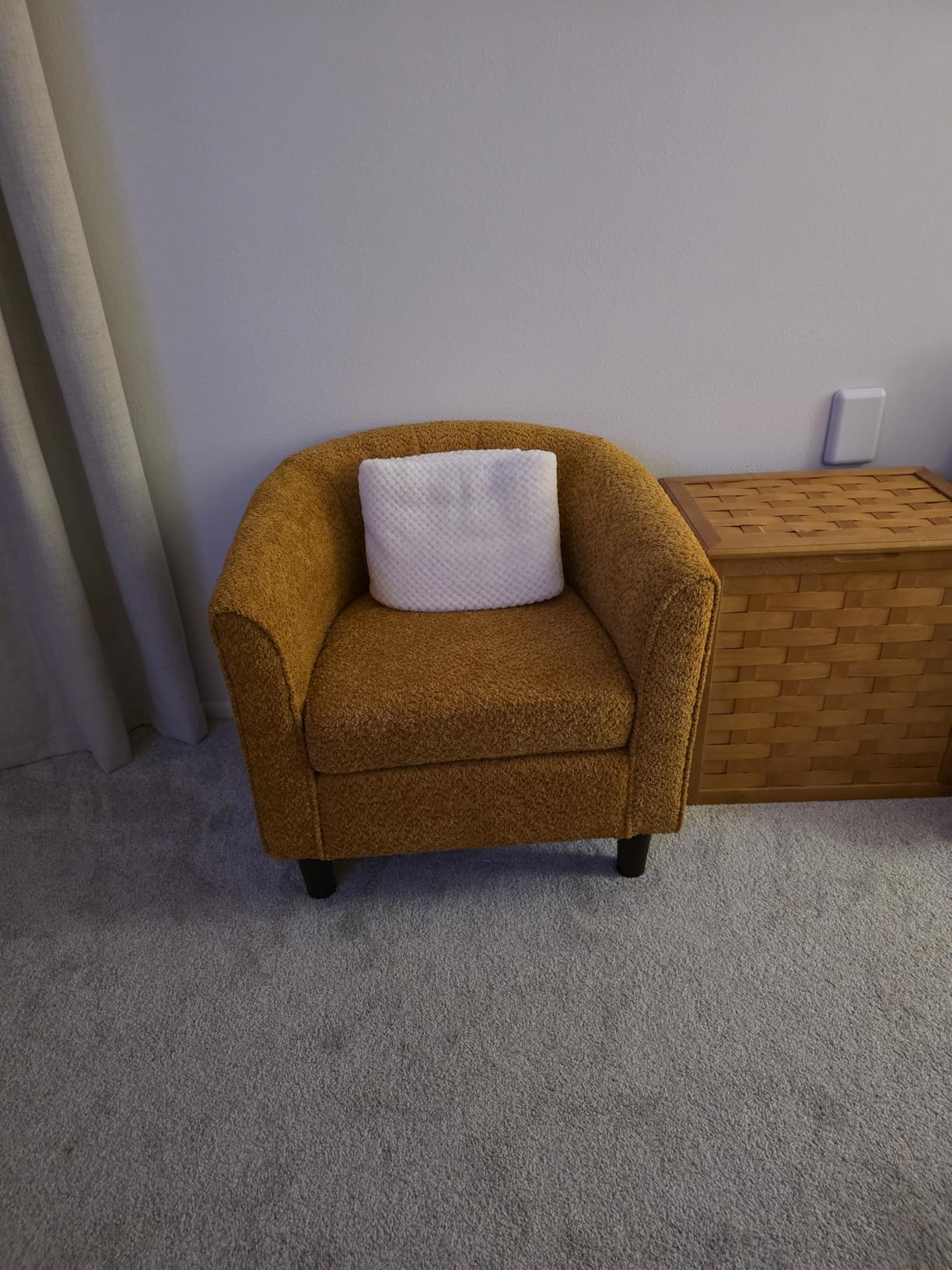 LINSY Accent Chair with Ottoman, Modern Armchair Comfy Barrel Reading Chair with Footrest for Living Room Bedroom Reading Room, Velvet, Olive Green customer photo 1