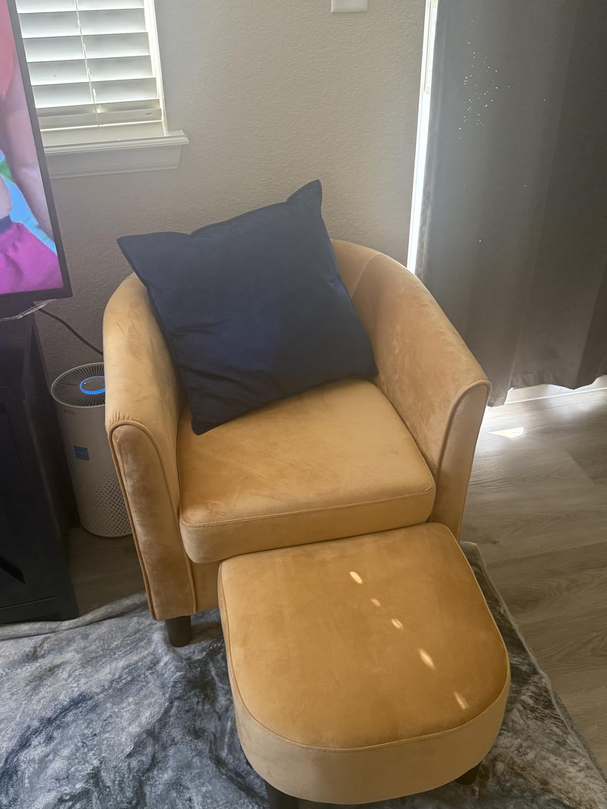 LINSY Accent Chair with Ottoman, Modern Armchair Comfy Barrel Reading Chair with Footrest for Living Room Bedroom Reading Room, Velvet, Olive Green customer photo 2