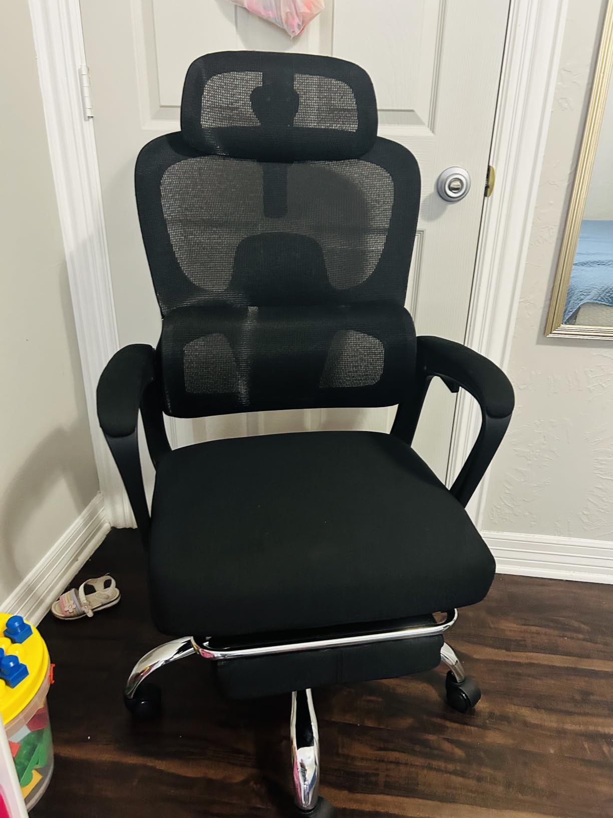 Ergonomic Office Chair with Footrest, 90-145° Reclining Mesh Desk Chair | Adjustable Lumbar Support & Headrest, High Back Mesh Computer Chair for Home Office/Gaming, 350lbs Capacity customer photo 2