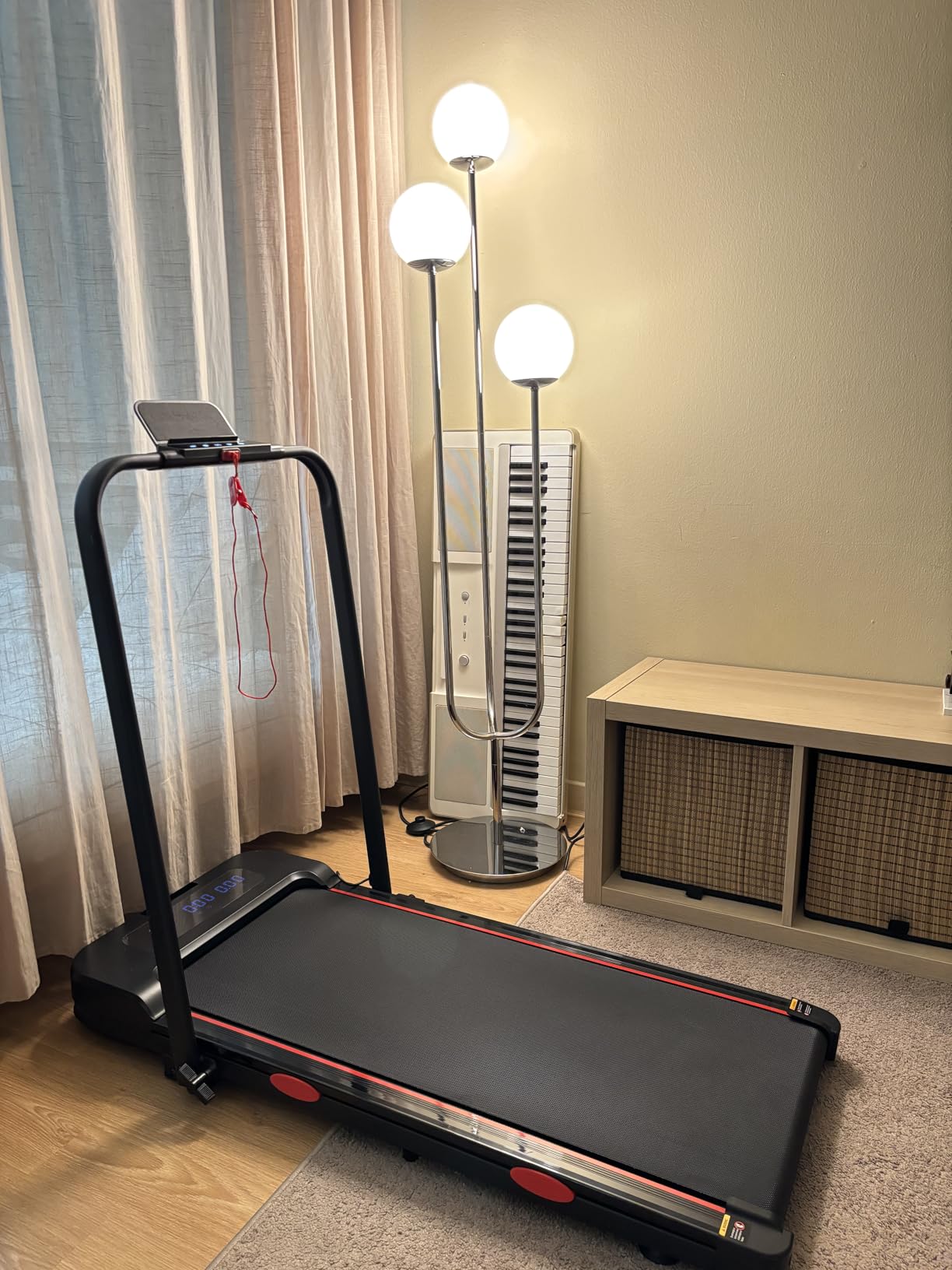 Walking Pad Treadmill with Desk Workstation, Adjustable Handle Bar Incline | 3.0 HP, 8 MPH, Foldable & Compact, for Home Office Small Spaces customer photo 1