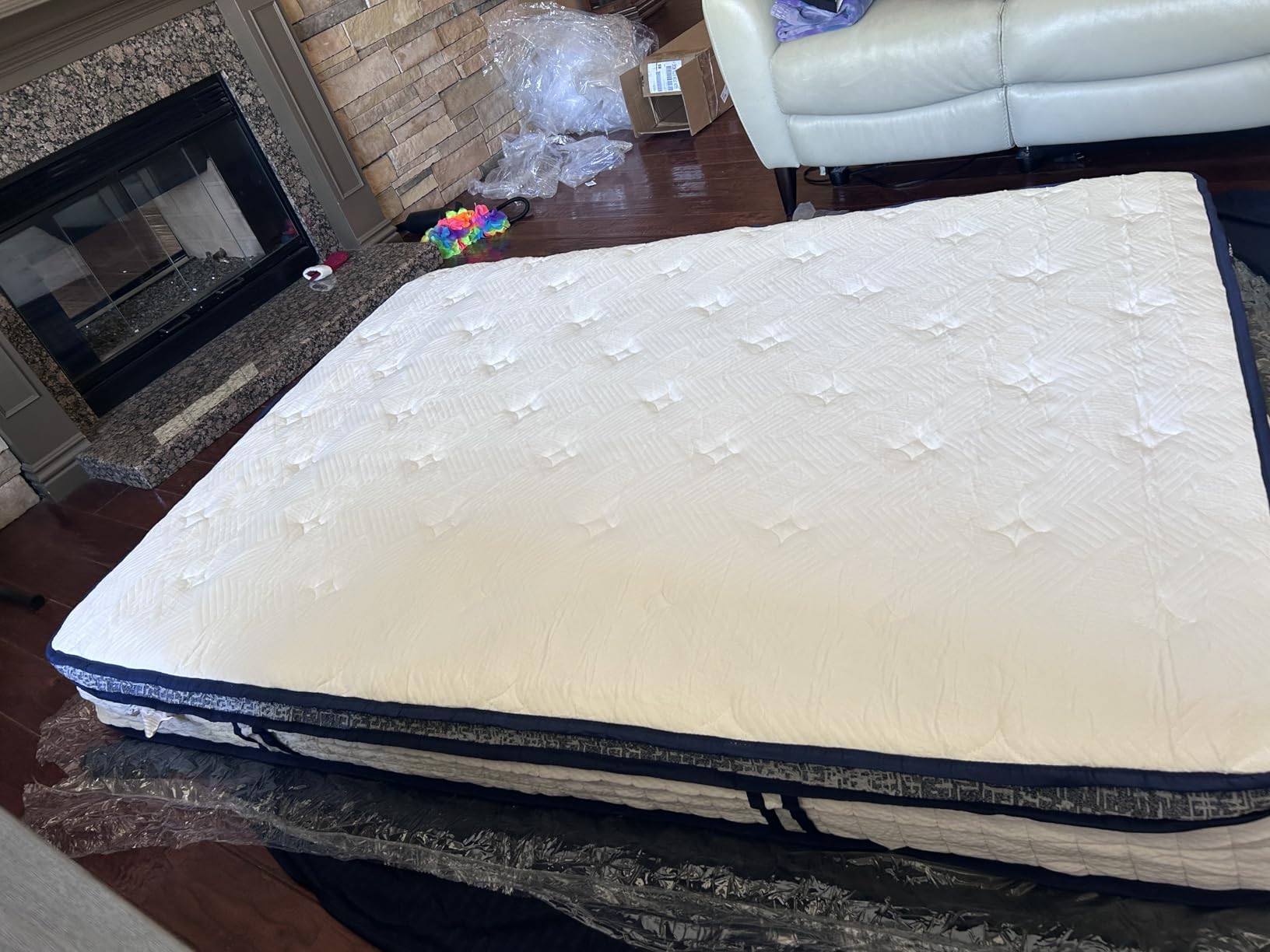 Queen Mattress, 10 Inch Hybrid with Memory Foam, Cooling Gel, Medium Firm customer photo 2