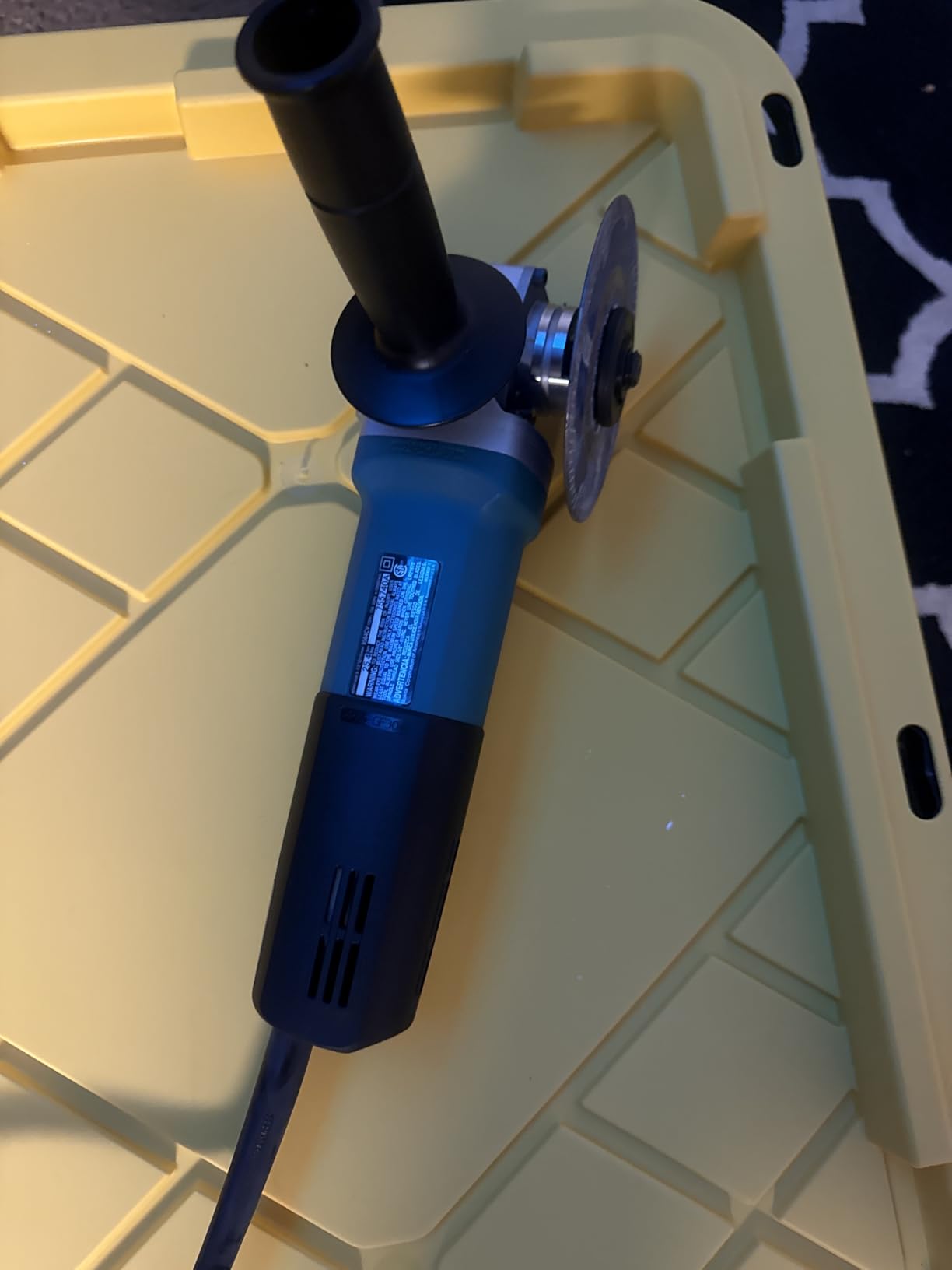 Makita 9564CV 4-1/2-Inch SJSâ„¢ High-Power Angle Grinder customer photo 1