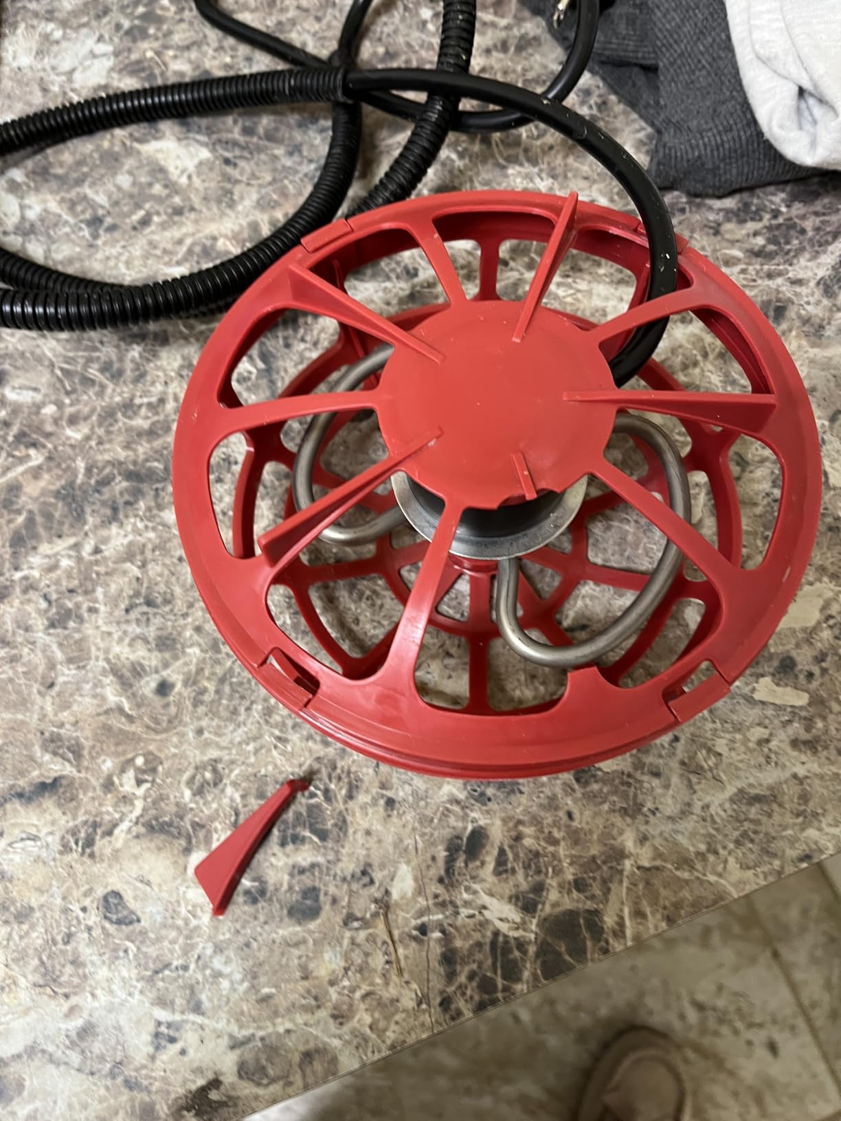 K&H Bucket Heater, Ultimate Pail Deicer, Safety Listed, 250W, Red customer photo 1