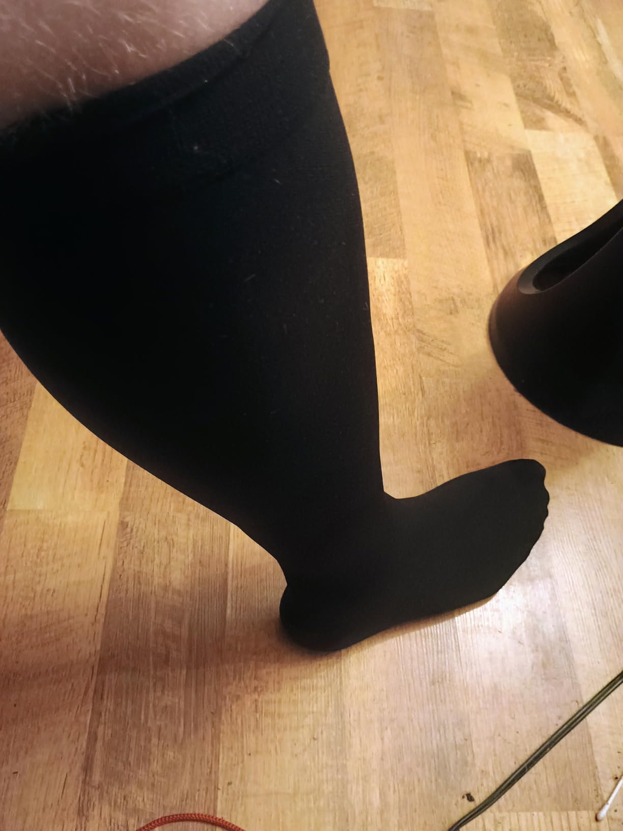 JOBST Relief 15-20 mmHg Knee High Graduated Compression Stockings - Regular Band, Closed Toe customer photo 2