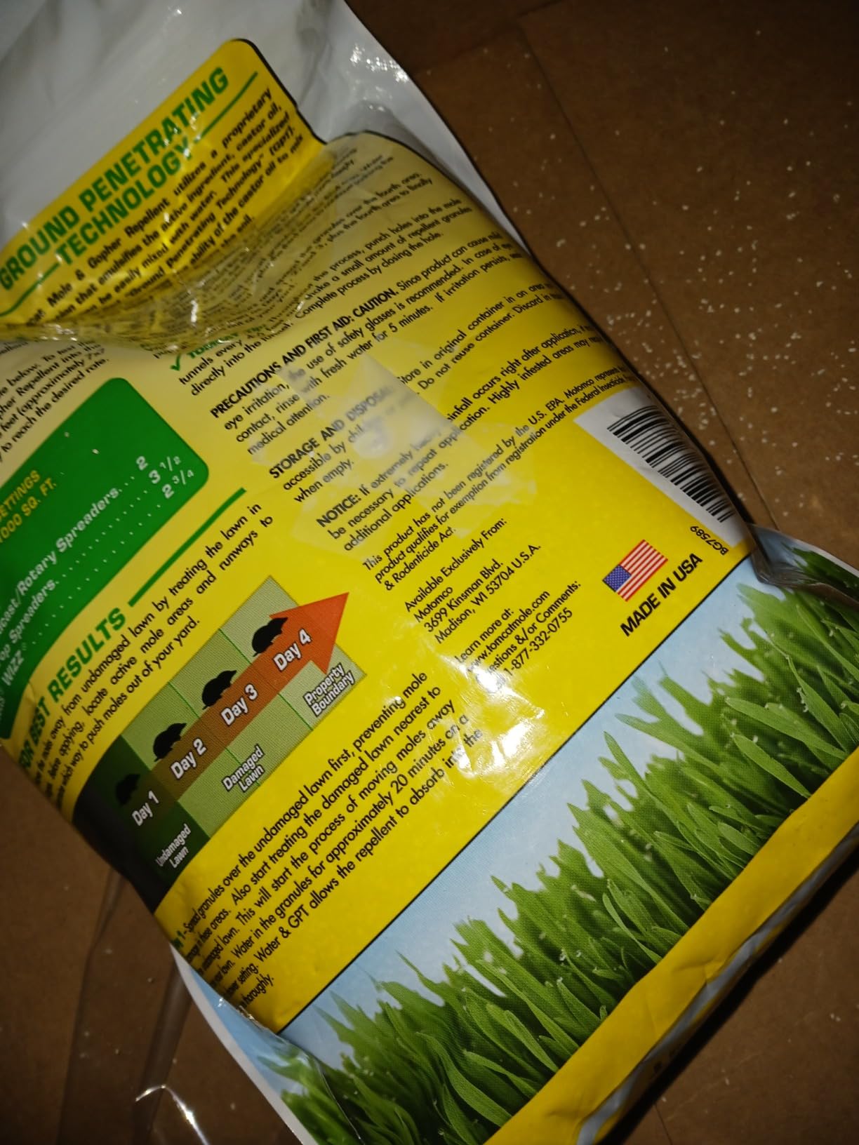 Tomcat Mole & Gopher Repellent Granules, 4 lbs. customer photo 1