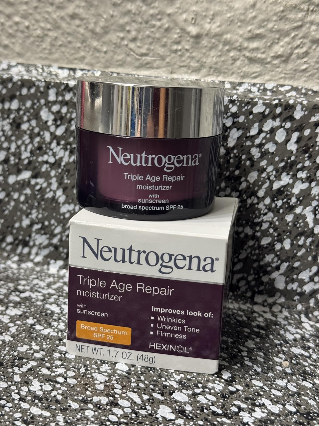 Neutrogena Triple Age Repair Face Moisturizer, SPF 25, 1.7 fl. oz customer photo 2