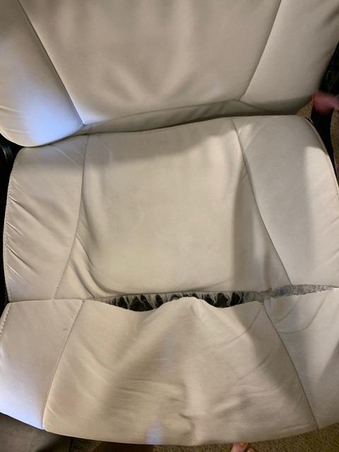 Amazon Basics Faux Leather Chair customer photo 1