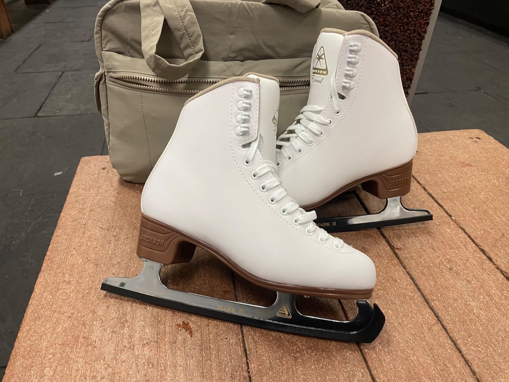 Jackson Ultima Excel Women's/Girls Figure Skate customer photo 1