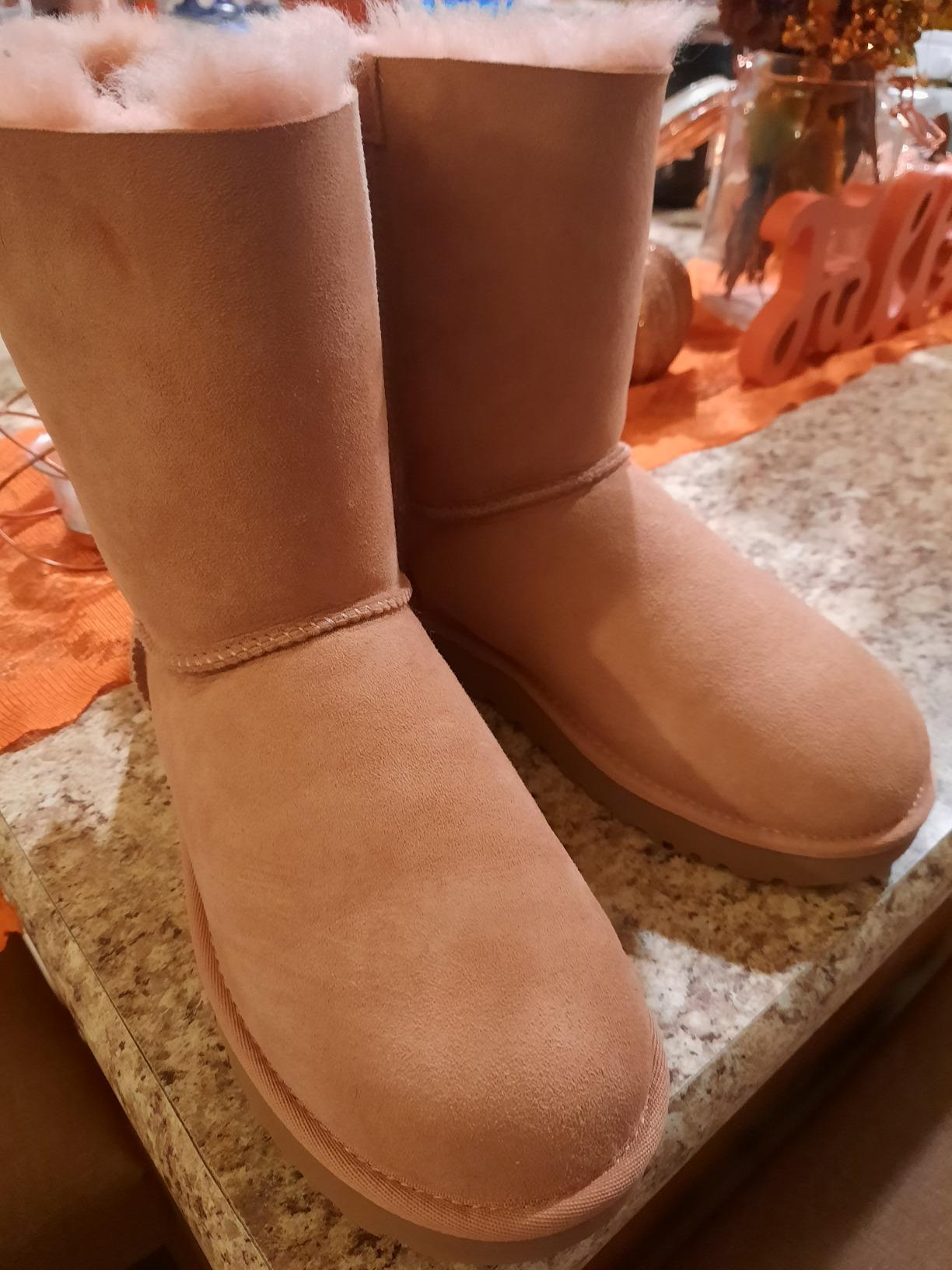 UGG Women's Bailey Bow Ii customer photo 1
