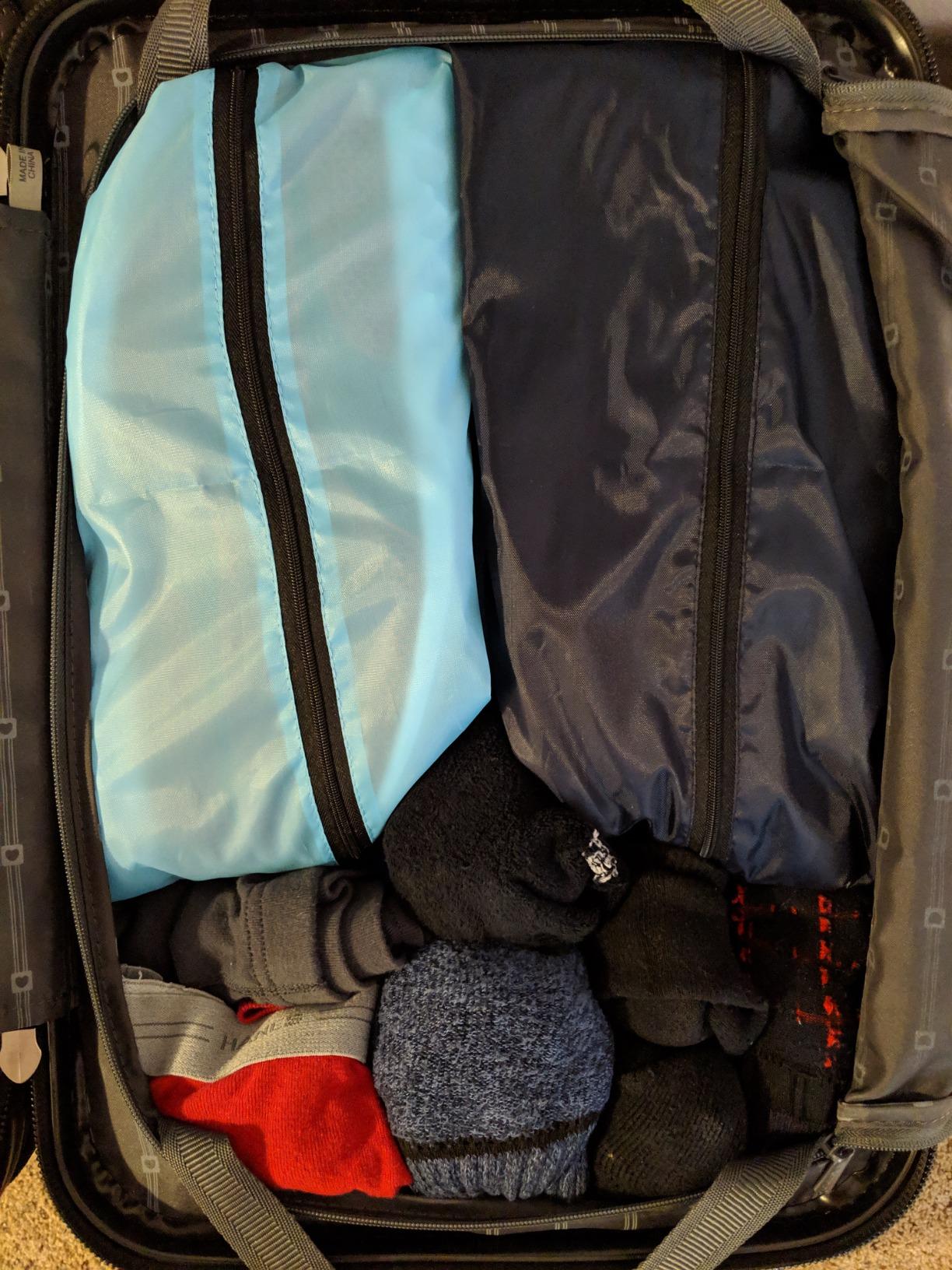 DELSEY PARIS Helium Aero, 19 Inch Carry-On Luggage, Brushed Charcoal customer photo 2