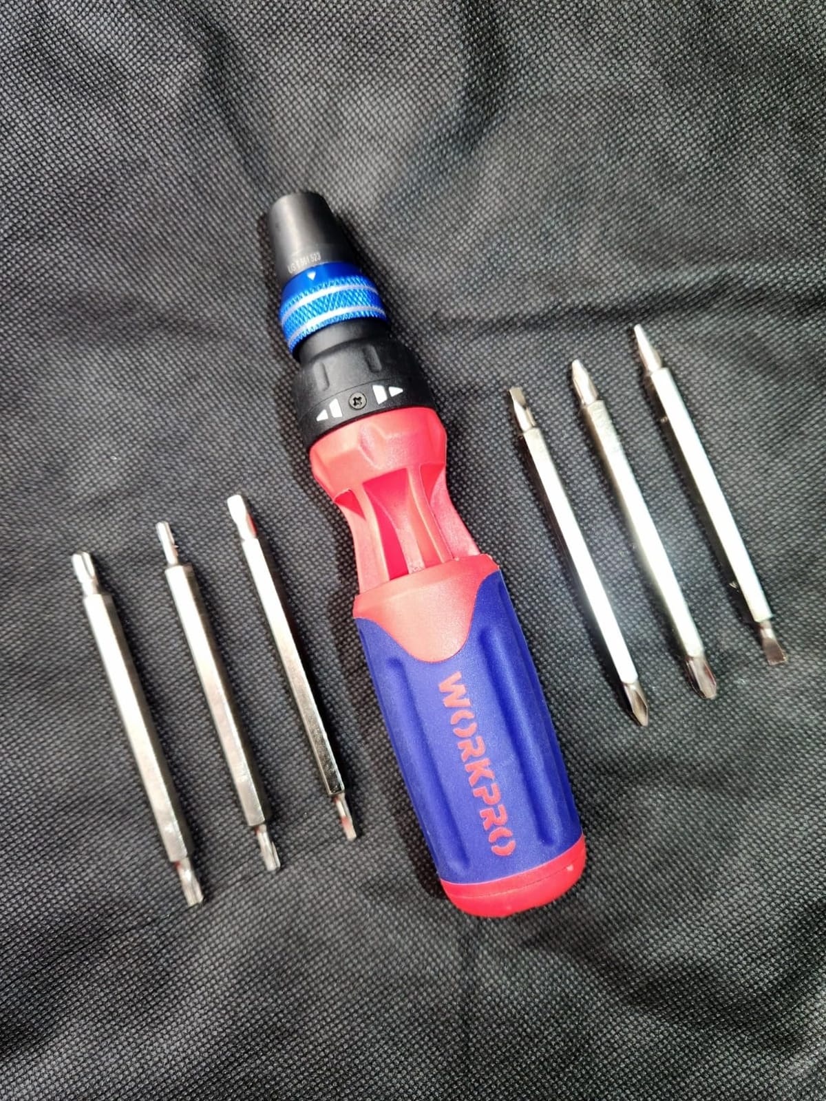 WORKPRO 12-in-1 Ratcheting Multi-Bit Screwdriver Set customer photo 1