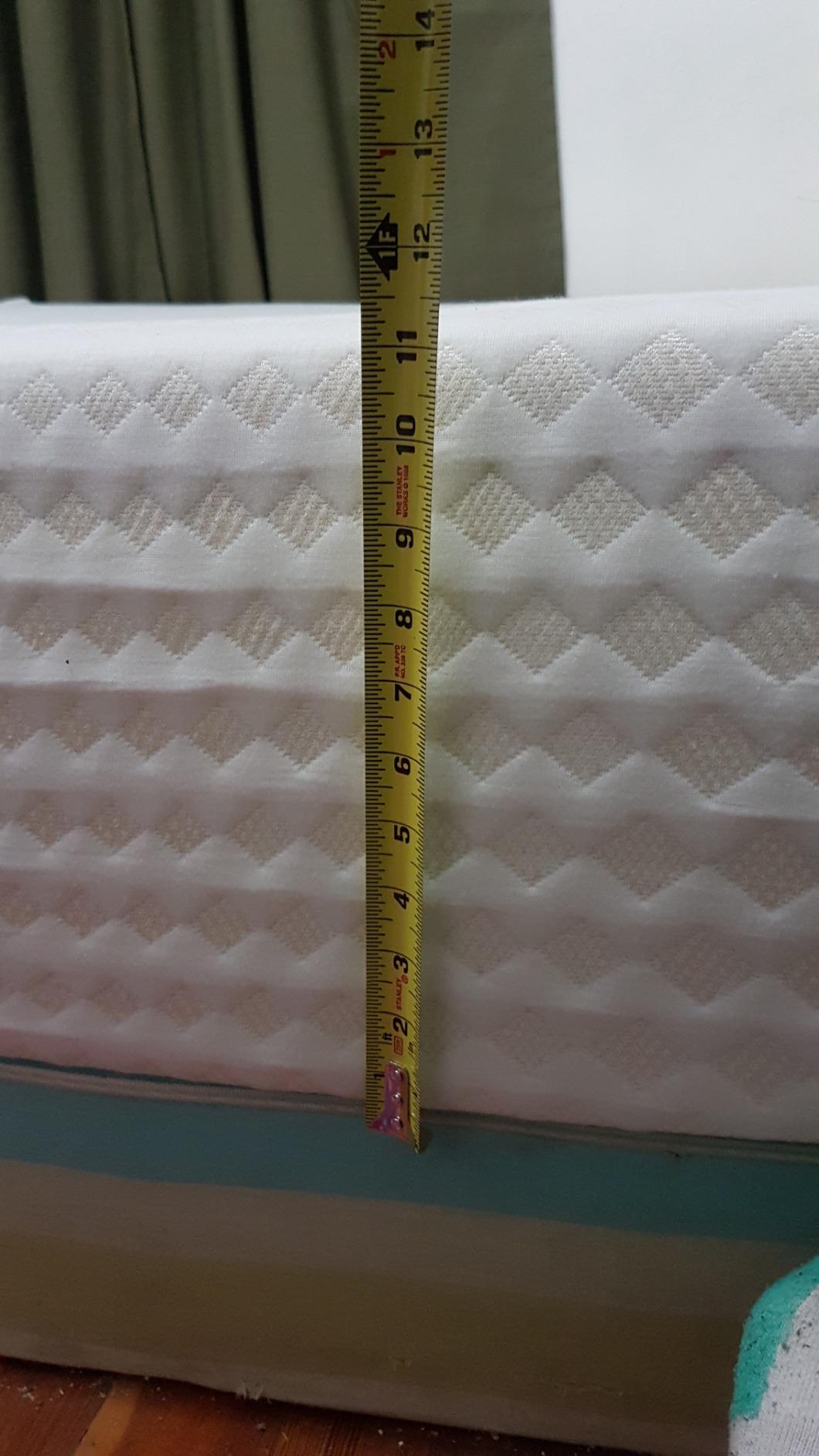 Signature Design by Ashley 12 Inch Memory Foam Queen Mattress in a Box customer photo 1