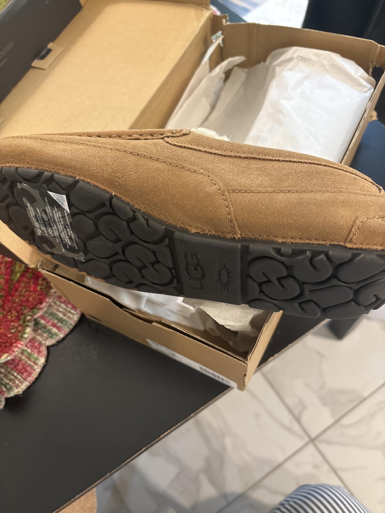 UGG Men's Ascot Slipper customer photo 1