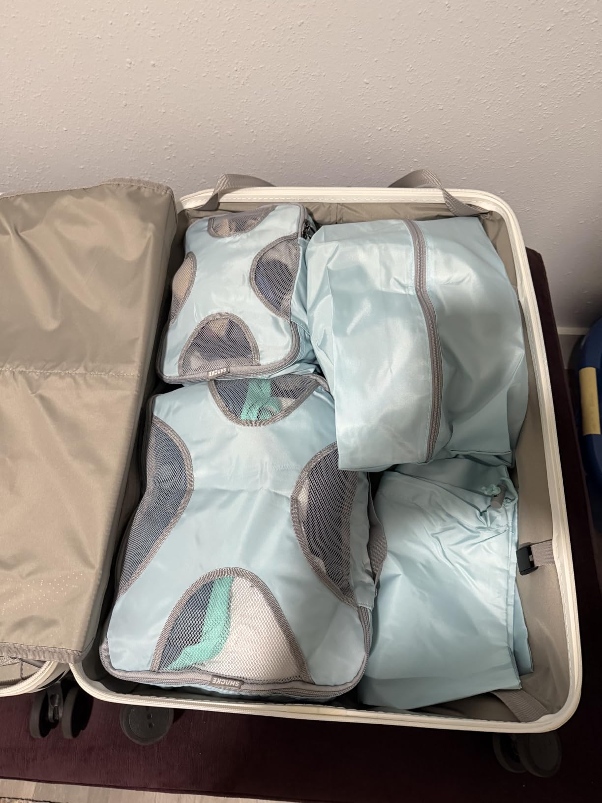 Shacke 5 Set Packing Cubes for Travel with Laundry Bag (Pure Black) customer photo 2