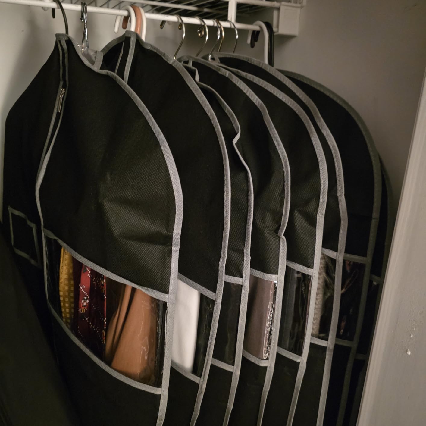 Syeeiex 40 Inch Suit Bag, Garment Bags for Hanging Clothes, Black, Set of 5 customer photo 1
