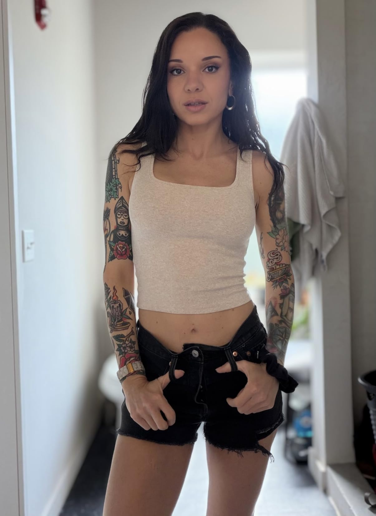 Levi's Womens 501 Original Shorts customer photo 1