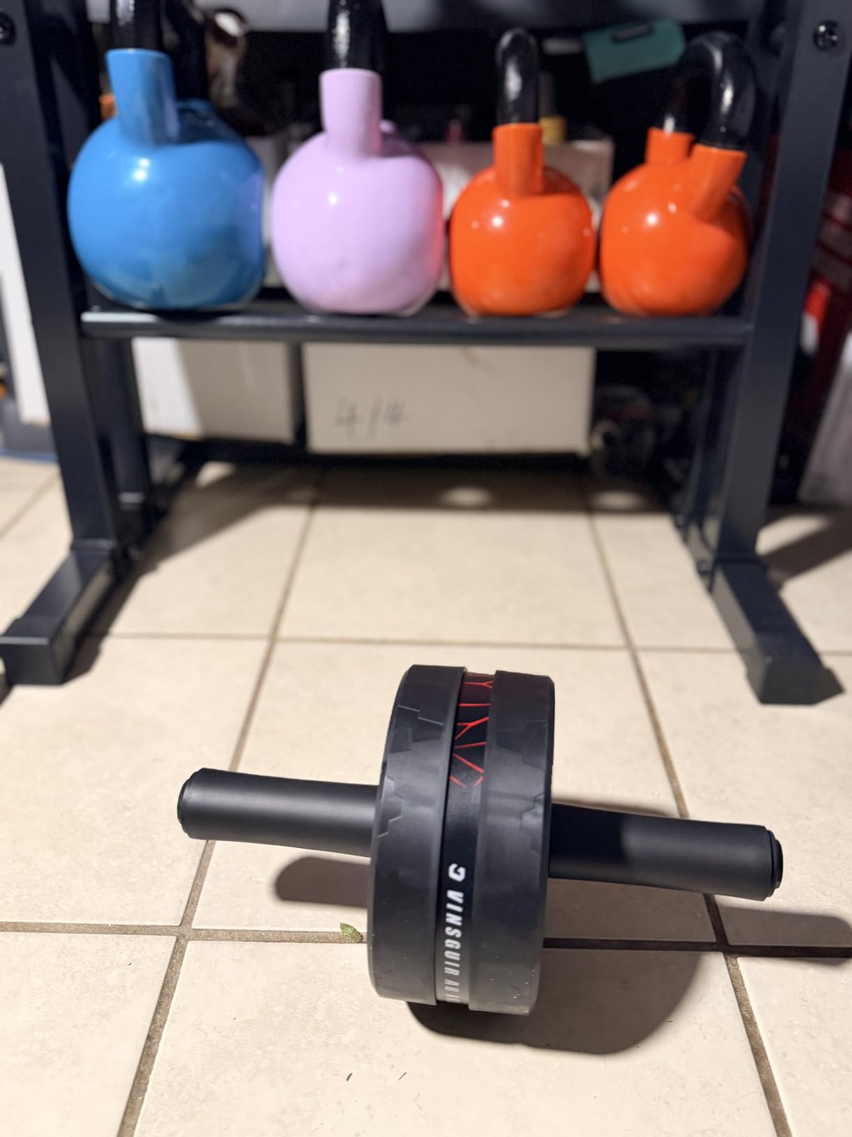VINSGUIR Ab Roller Wheel, Abs & Core Workout Equipment for Home Gym with Knee Pad Accessories, Abdominal Wheel for Full-body Strength Training customer photo 1