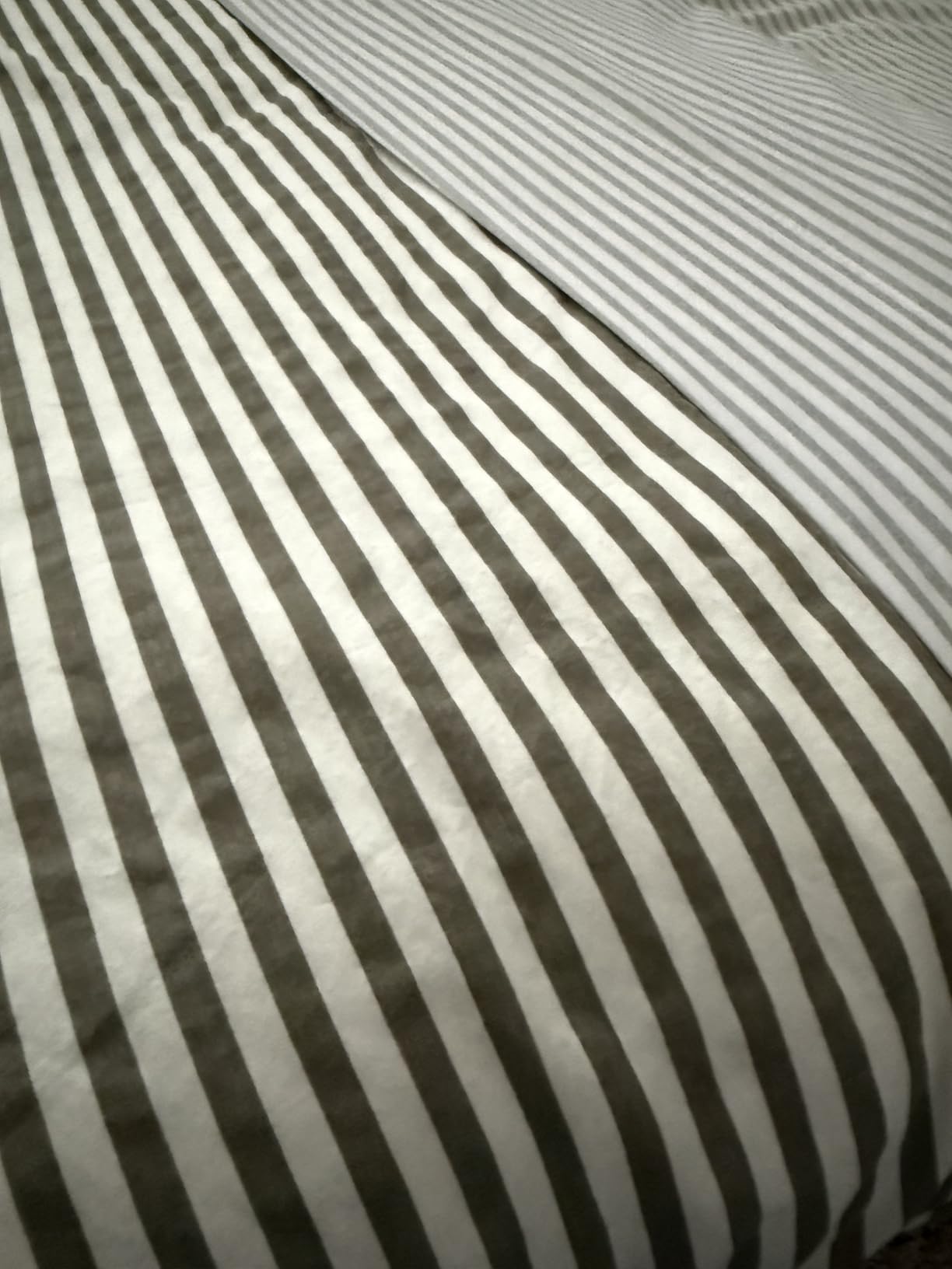 JELLYMONI 100% Cotton Classic Striped Queen Duvet Cover Set, Grey customer photo 2