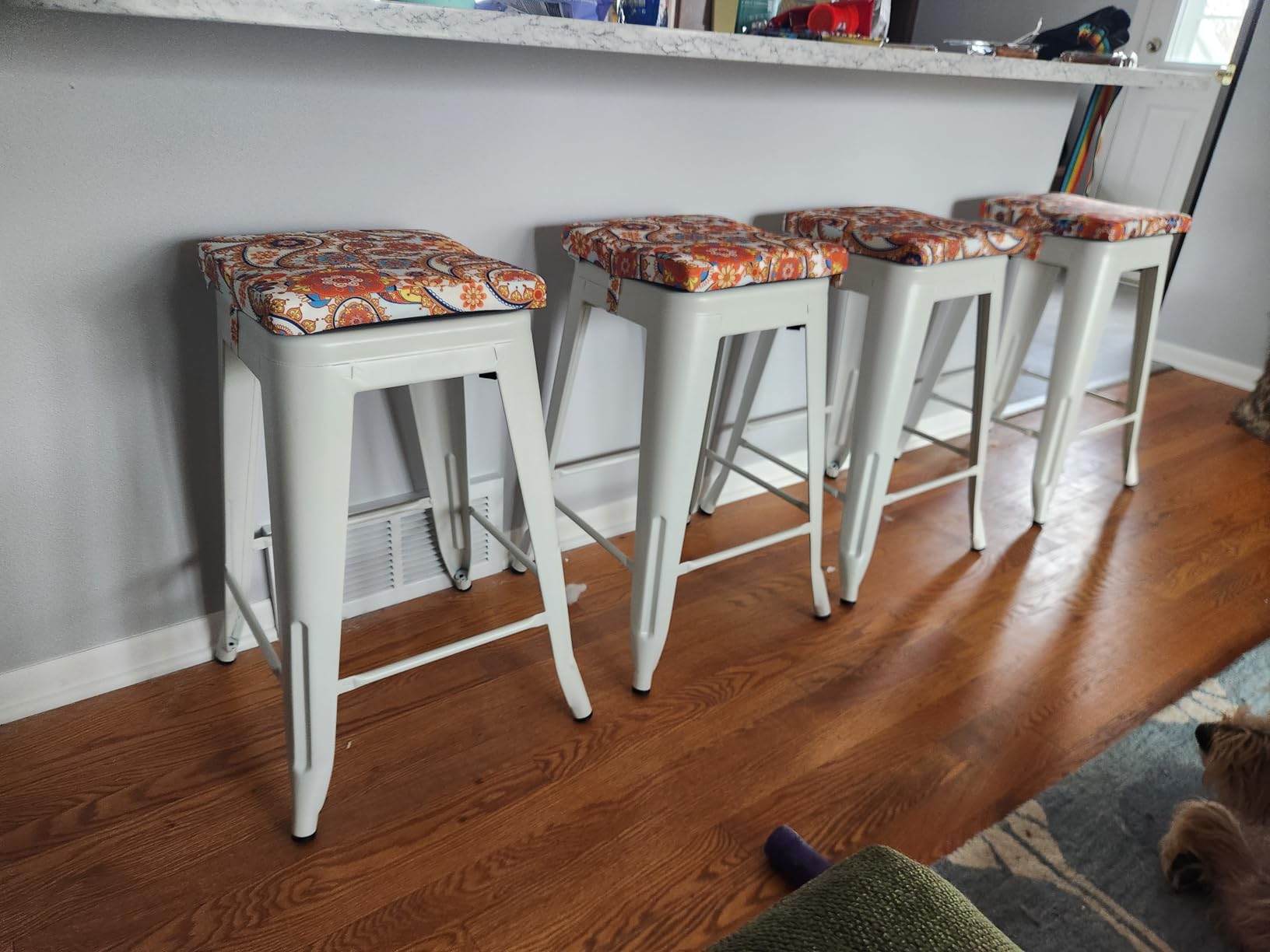 Yaheetech 24 Inch Metal Bar Stools Set of 4, Stackable Barstools, Black customer photo 2