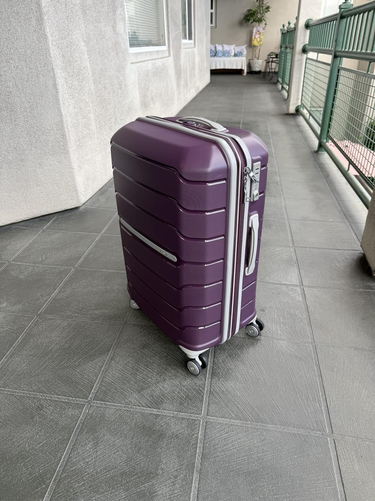 Samsonite Freeform Hardside Carry-On Luggage with Spinner Wheels - Hardshell Suitcase - TSA, Airline-Approved - Expandable Hard Shell, Smooth Rolling Wheels for Lightweight Travel - Mint Green customer photo 2