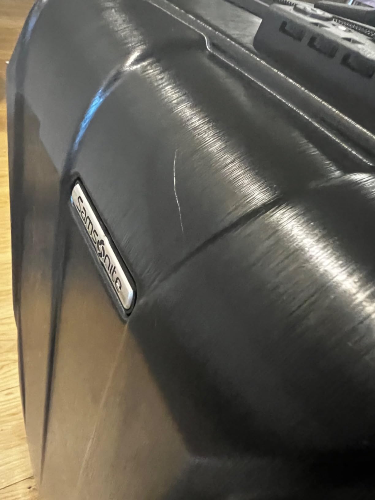 Samsonite Centric 2 Hardside Expandable Luggage with Spinner Wheels, Caribbean Blue, Checked-Medium 24-Inch customer photo 2