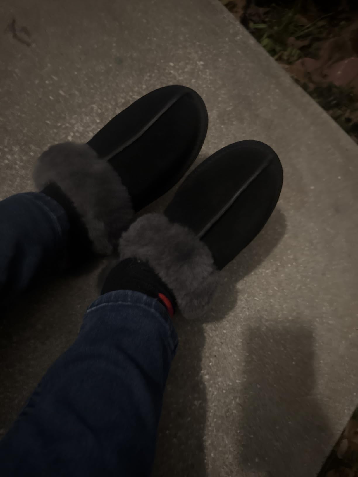 UGG Women's Scuffette II Slipper customer photo 1