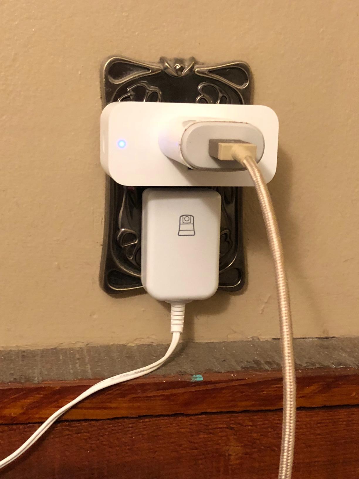Amazon Smart Plug, Works with Alexa, Simple Setup, Endless Possibilities customer photo 2