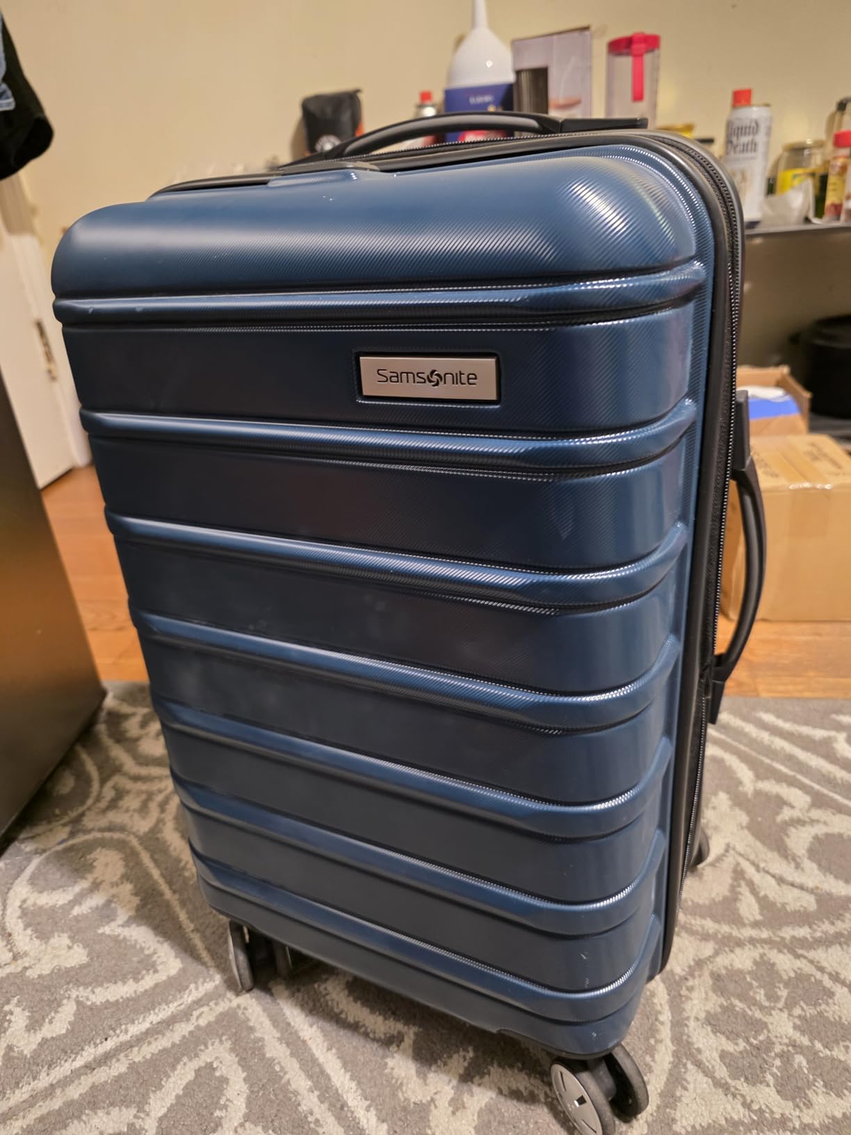 Samsonite Omni 2 Hardside 3 Piece Set - Includes Global Carry-On, Medium, & Large Checked Suitcases - 360° Dual Spinner Wheels - Integrated TSA Lock & Expansion - Amazon Exclusive - Midnight Black customer photo 1