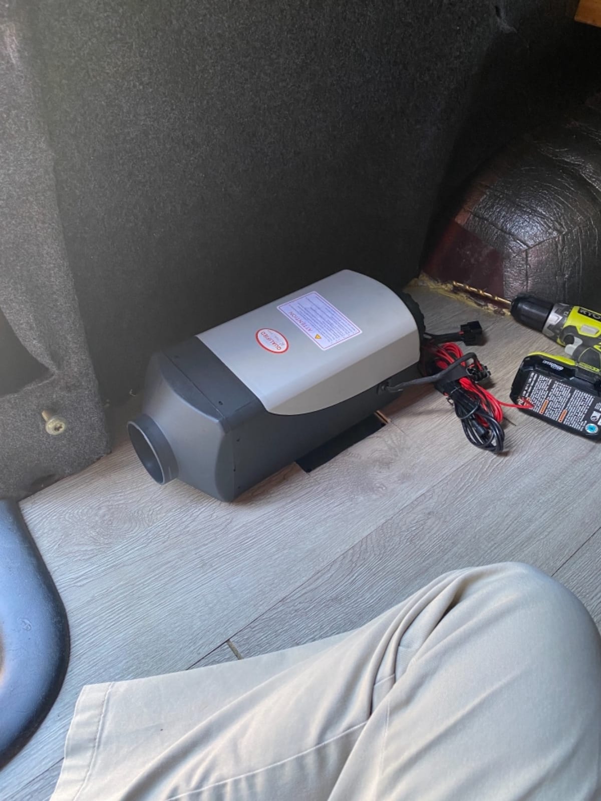 Diesel Heater 8KW, 15L Tank, Diesel Air Heater 12V,Muffler, Diesel Parking Heater with LCD Thermostat Monitor & Remote Control for Bus Boat and Motor-home customer photo 2