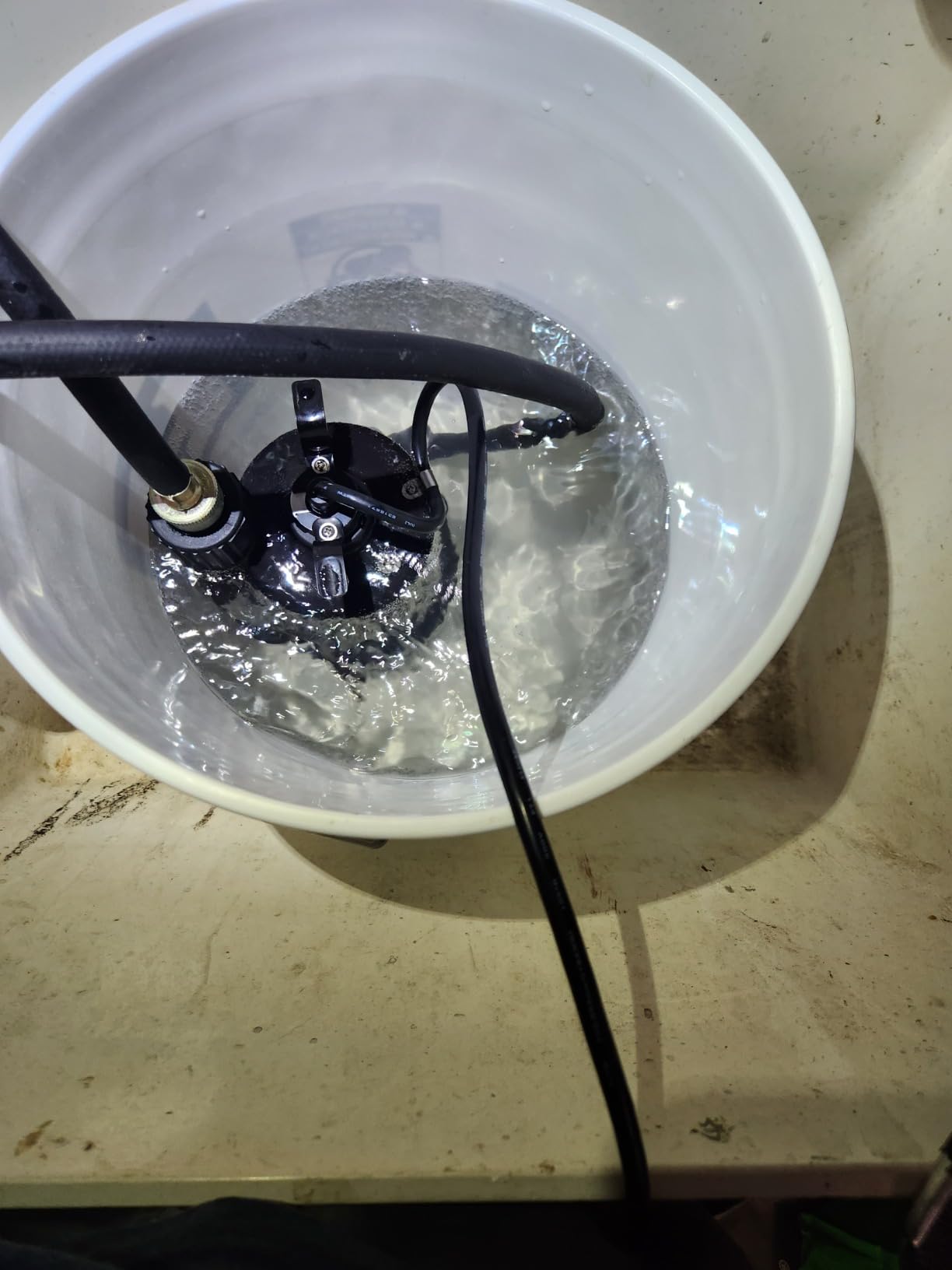 Chromex NSF Certified Tankless Water Heater Descaling Solution | Highly Effective Descaler Restores Heating Efficiency, Quart, 32 fl oz (1) customer photo 2