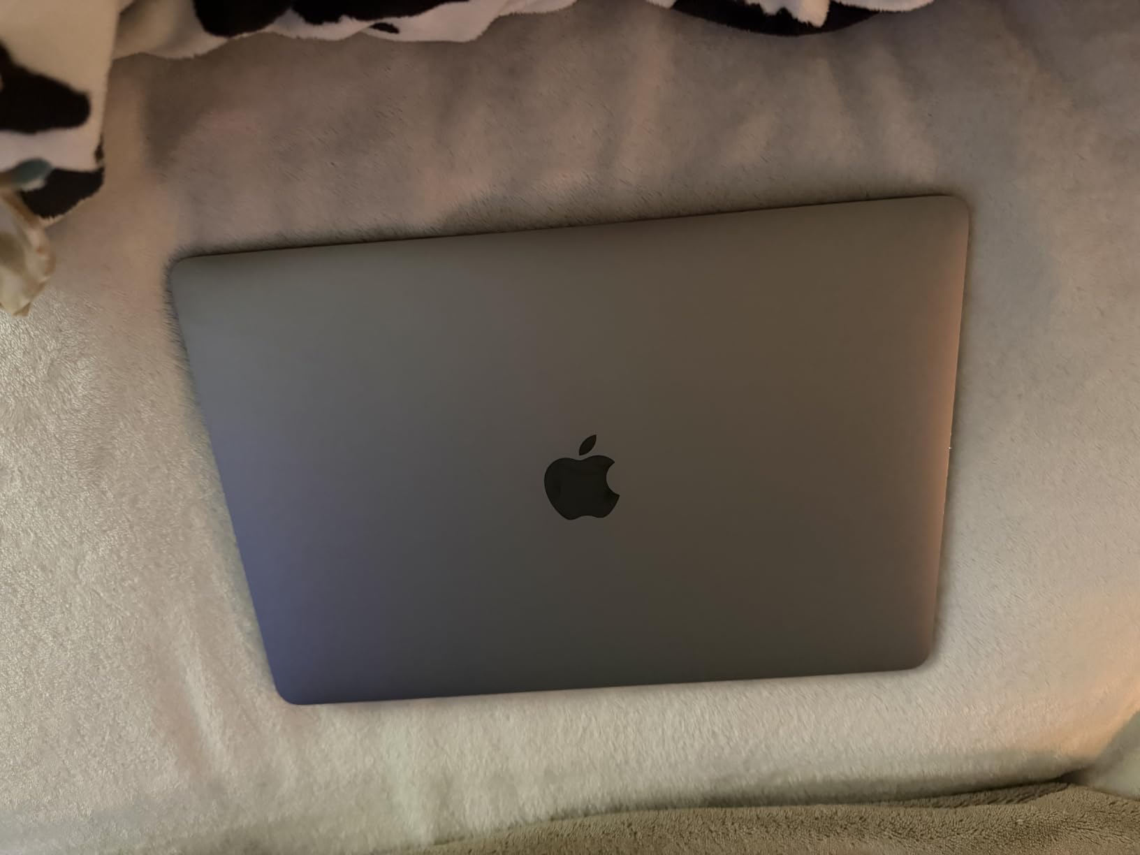 Apple MacBook Air M1 Renewed customer photo 2
