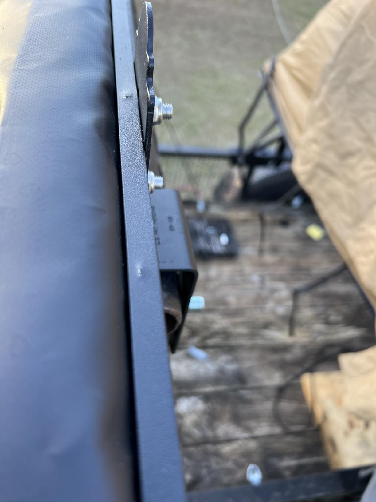 ALL-TOP Vehicle Awning 6.6'x8.2' Roof Rack Pull-Out Sun Shade UV50+, Weatherproof 4x4 Side Awning for Camping & Overland (Hardware Included) customer photo 1
