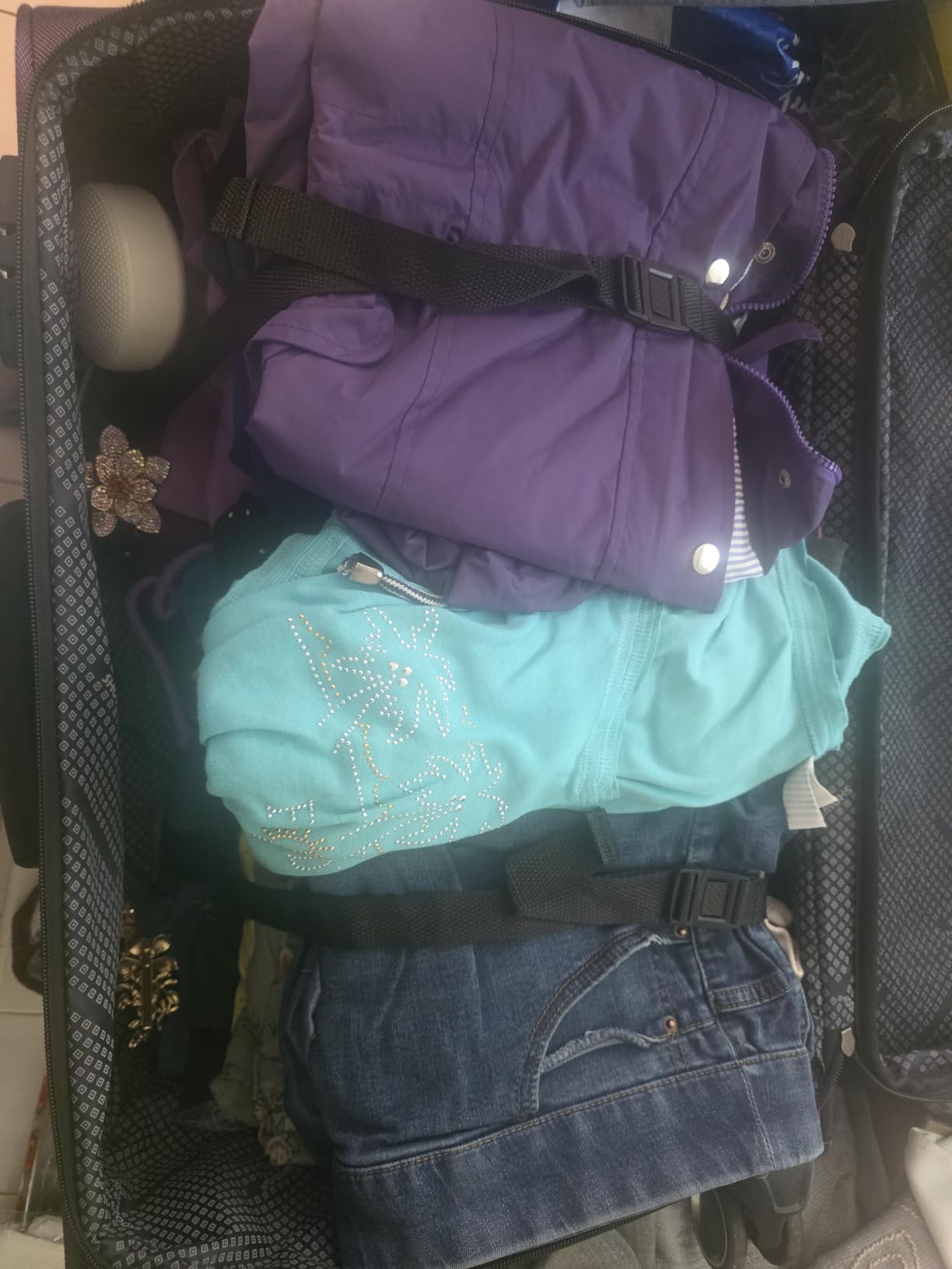 SHOWKOO Luggage Sets 3 Piece Softside Expandable Durable Suitcase Sets customer photo 1