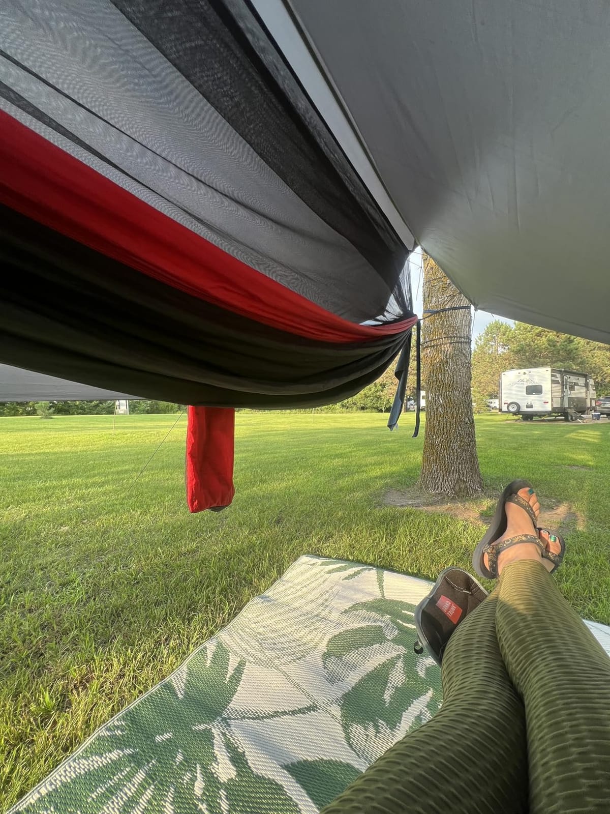 Sunyear Camping Hammock, Portable Single & Double Hammock with Net, 2 Person Hammock Tent with 2 * 10ft Straps, Best for Outdoor Hiking Survival Travel customer photo 1