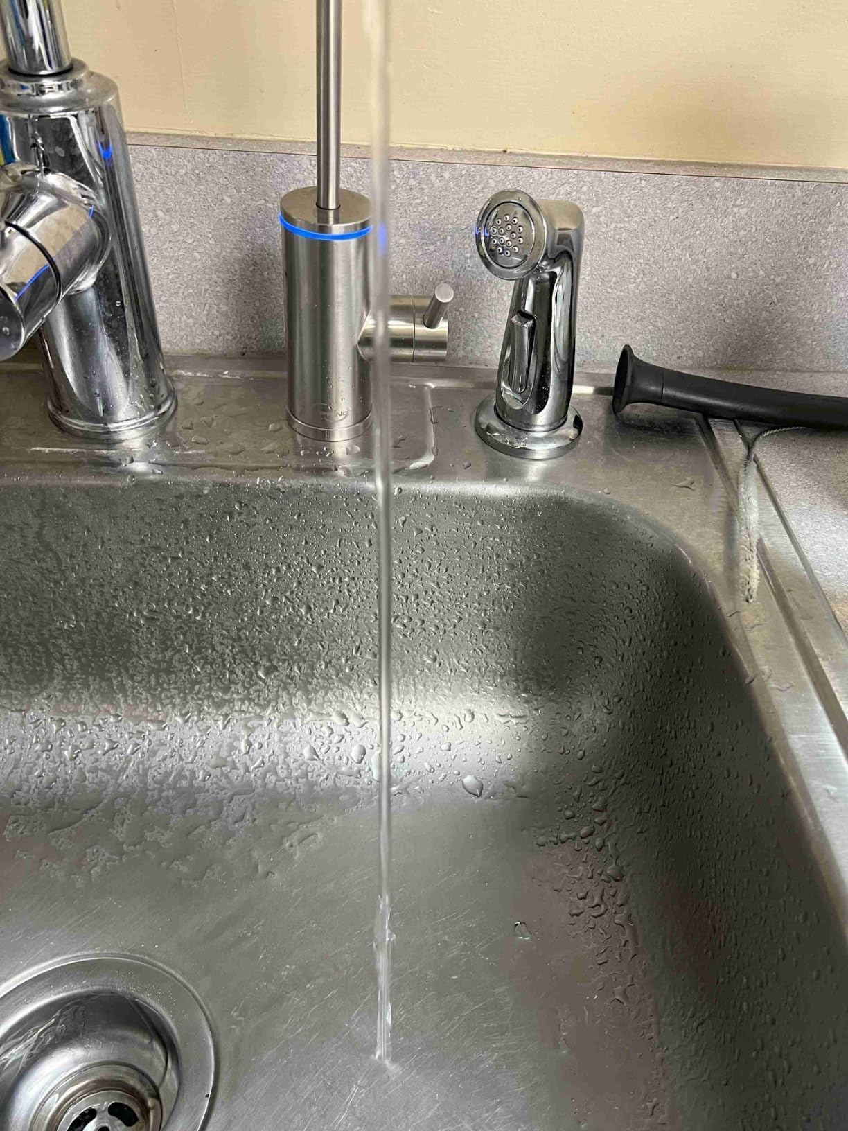 iSpring RO800G Tankless Reverse Osmosis System, 800 GPD Under Sink Water Filter with 2.5:1 Pure to Drain Ratio, TDS & PFAS Reduction, Space Saving Design, Includes Brushed Nickel Faucet customer photo 2
