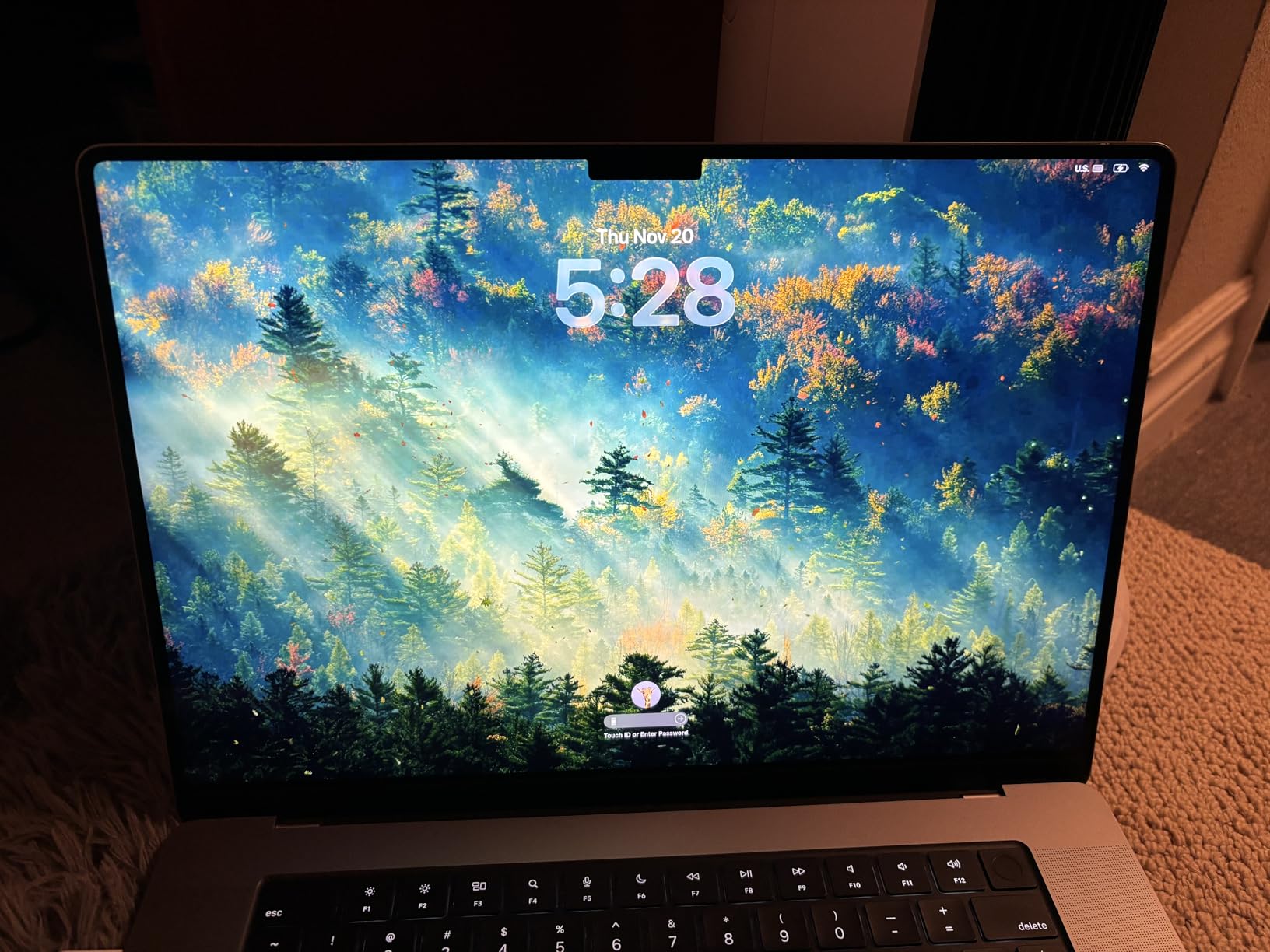 Renewed M1 Max 16-inch customer photo 2