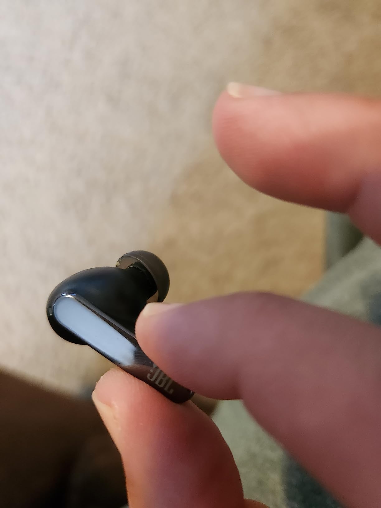 JBL Live Pro 2 TWS - Noise Cancelling Earbuds - Black customer photo 1