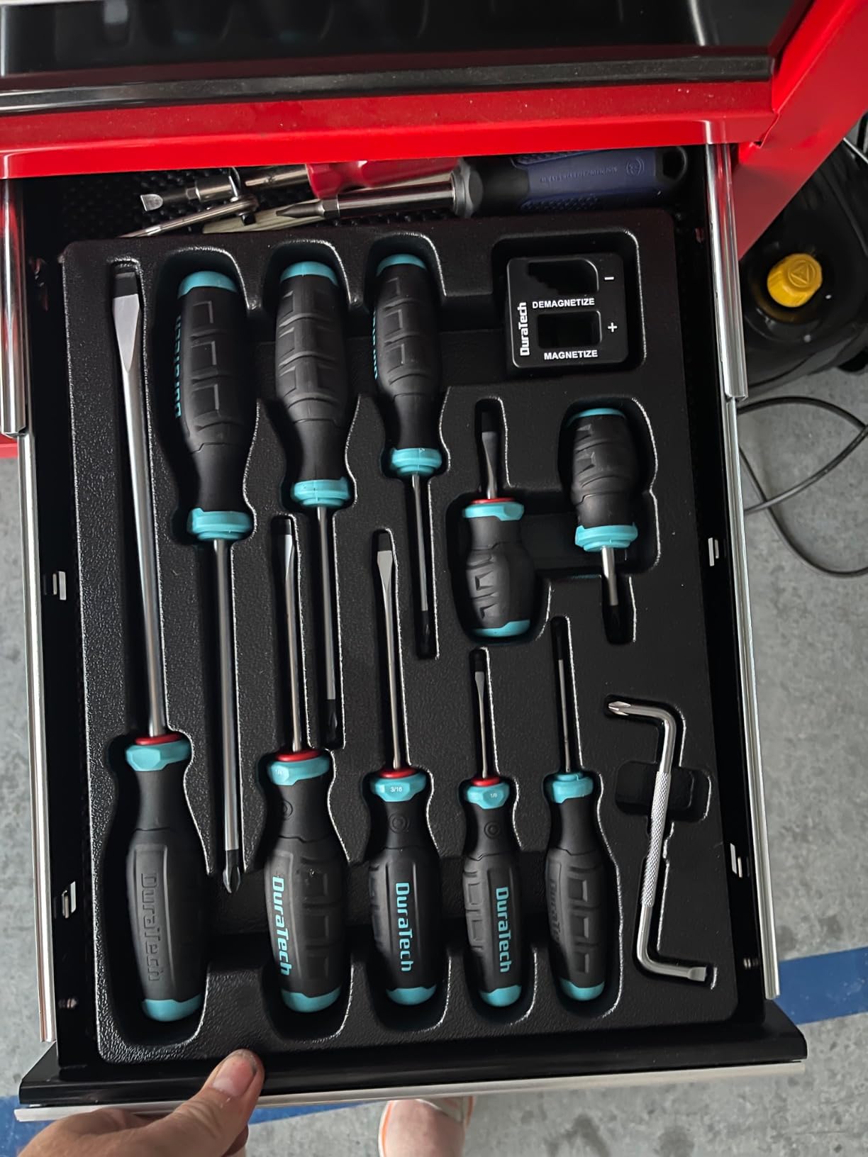 DURATECH 12-Piece Magnetic Screwdriver Set, S2 Alloy Steel Screwdriver Set customer photo 1