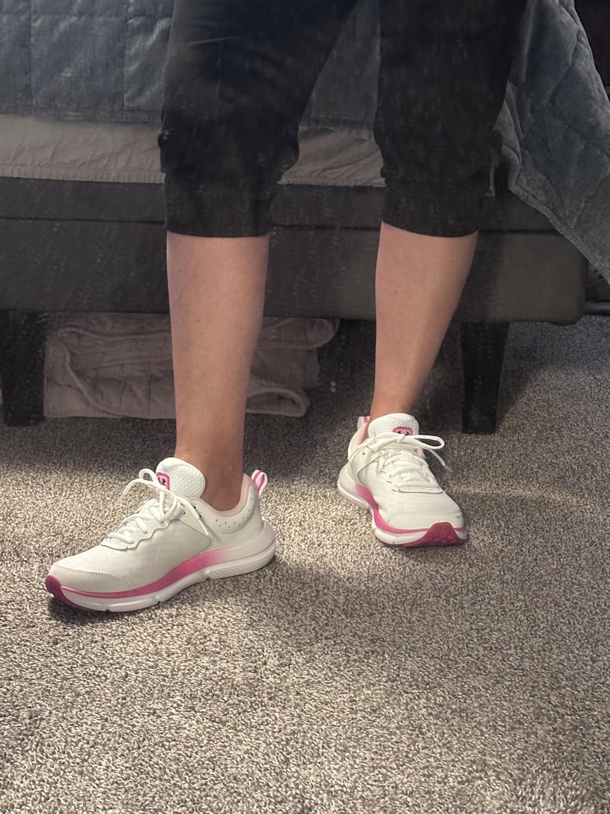 Under Armour Women's Charged Assert 10 Shoes customer photo 1