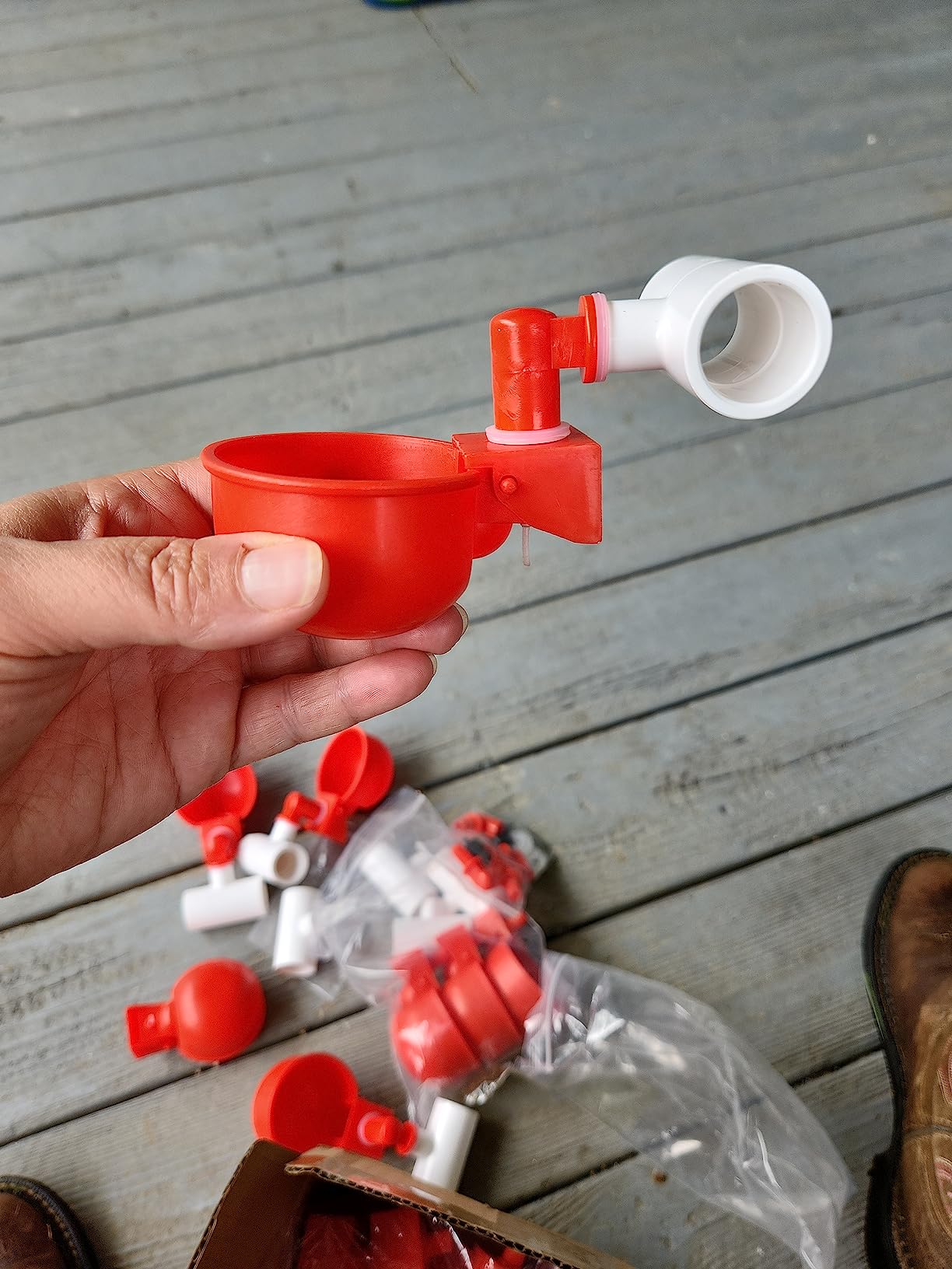 Chicken Water Cups for PVC with Tee (8 Pack), Automatic Chicken Waterer Kit for Poultry, DIY PVC Water Feeder for Chicken/Duck/Quail/Turkey customer photo 1