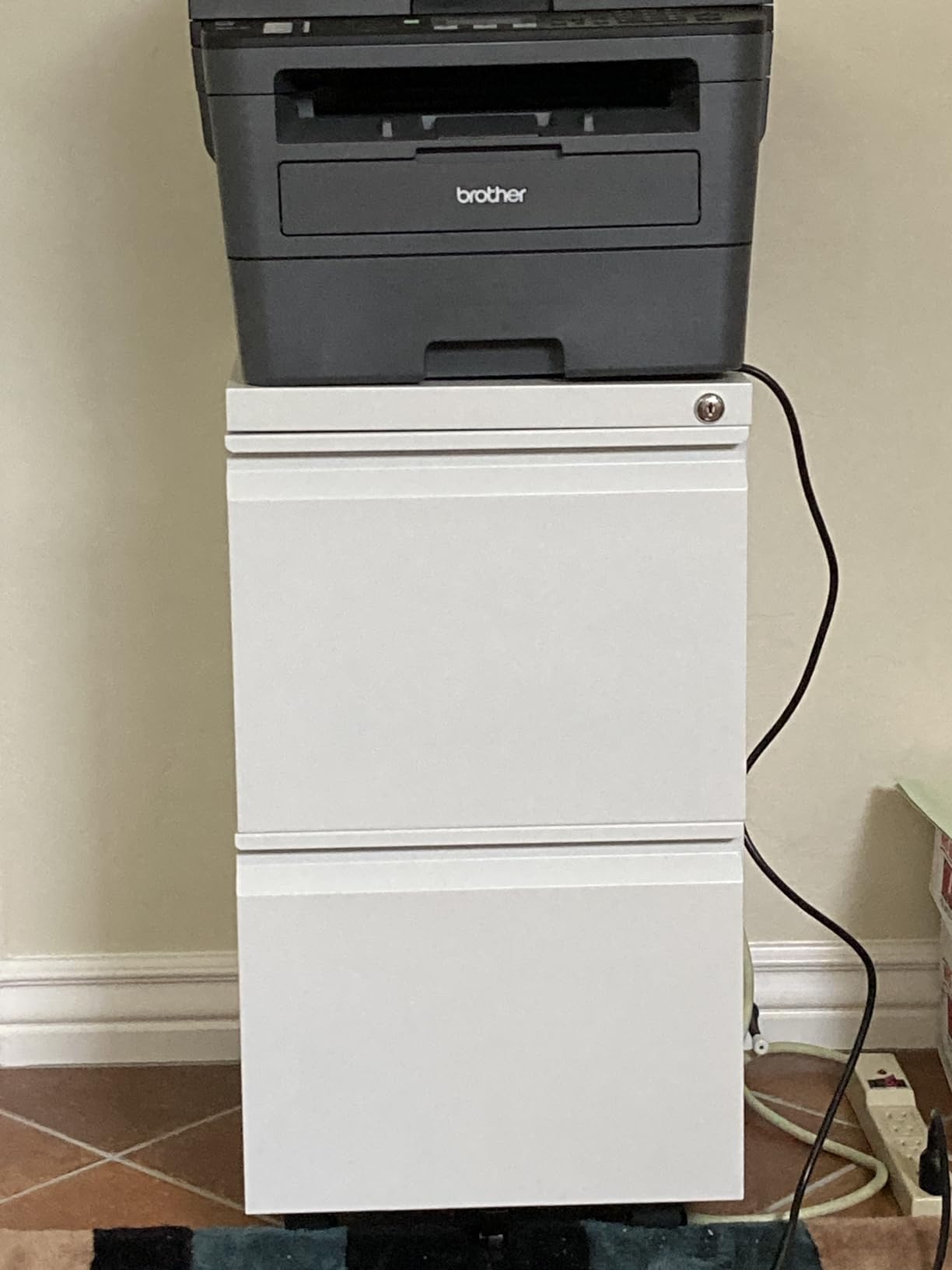 Letaya 3 Drawer Mobile File Cabinet with Lock,Under Desk Metal Filing Cabinets for Home Office Organizer Letters/Legal/A4((Fully Assembled-Black) customer photo 2
