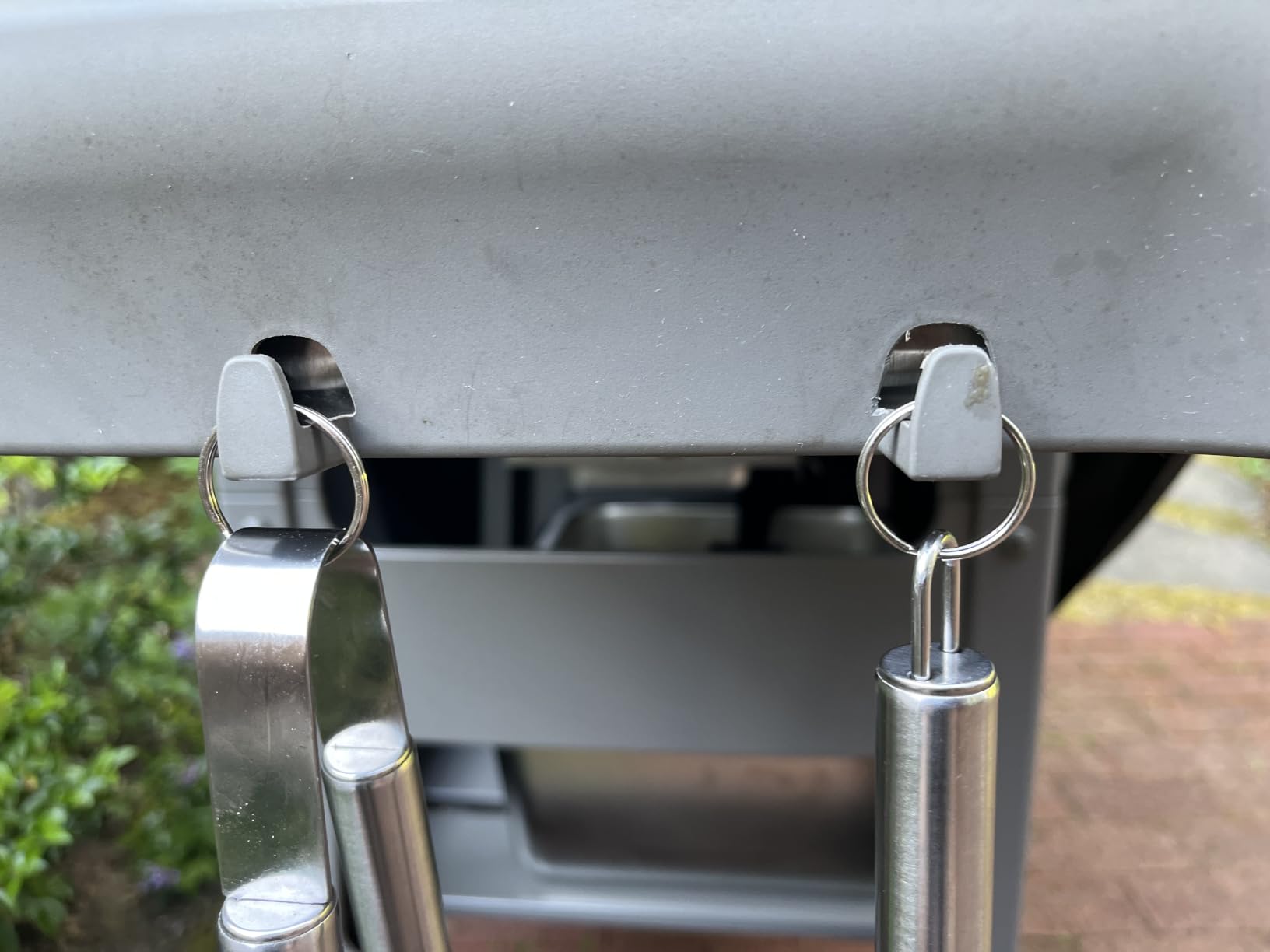 Amazon Basics 4-Piece Stainless Steel BBQ Grilling Tool Set with Carry Bag, Rust-Resistant, Dishwasher Safe customer photo 1