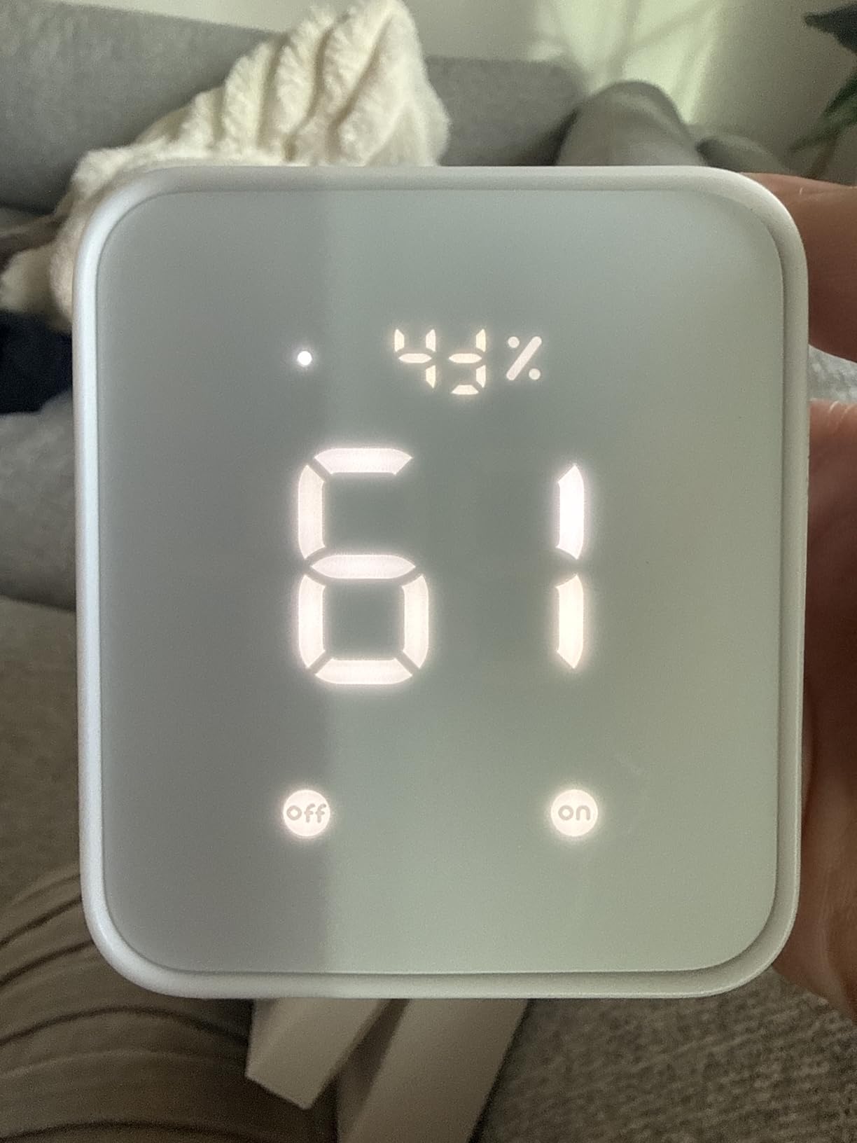 SwitchBot Hub 2 (2nd Gen), Work as a WiFi Thermometer Hygrometer, IR Remote Control, Smart Remote and Light Sensor, Link SwitchBot to Wi-Fi (Support 2.4GHz), Alexa, Google Home, Apple Home Compatible customer photo 2
